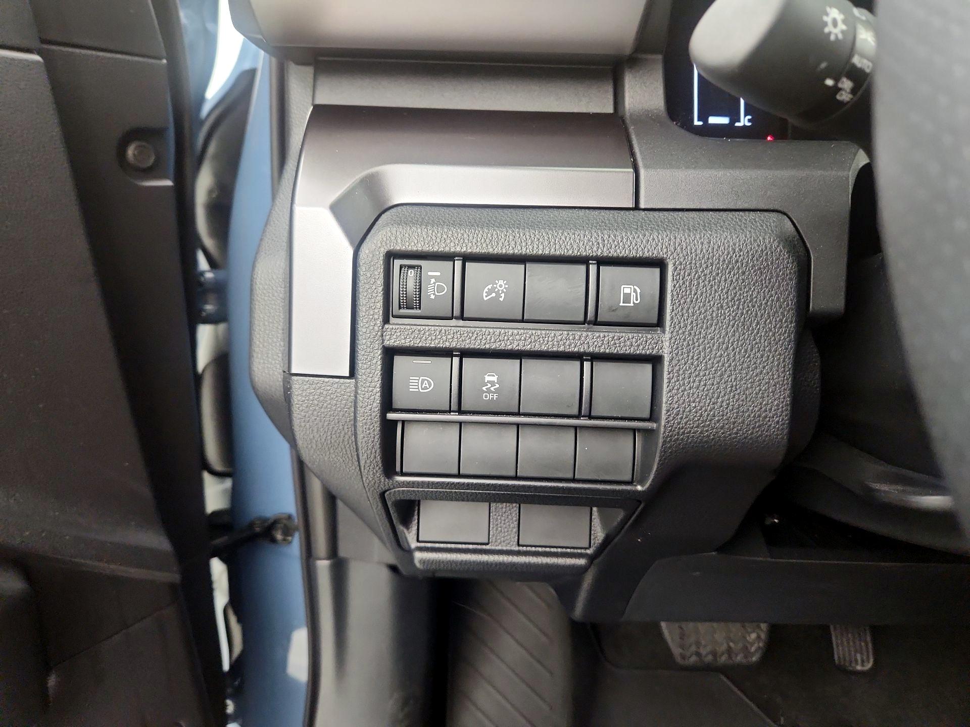 Thumbnail: 2025 Toyota 4Runner - 13