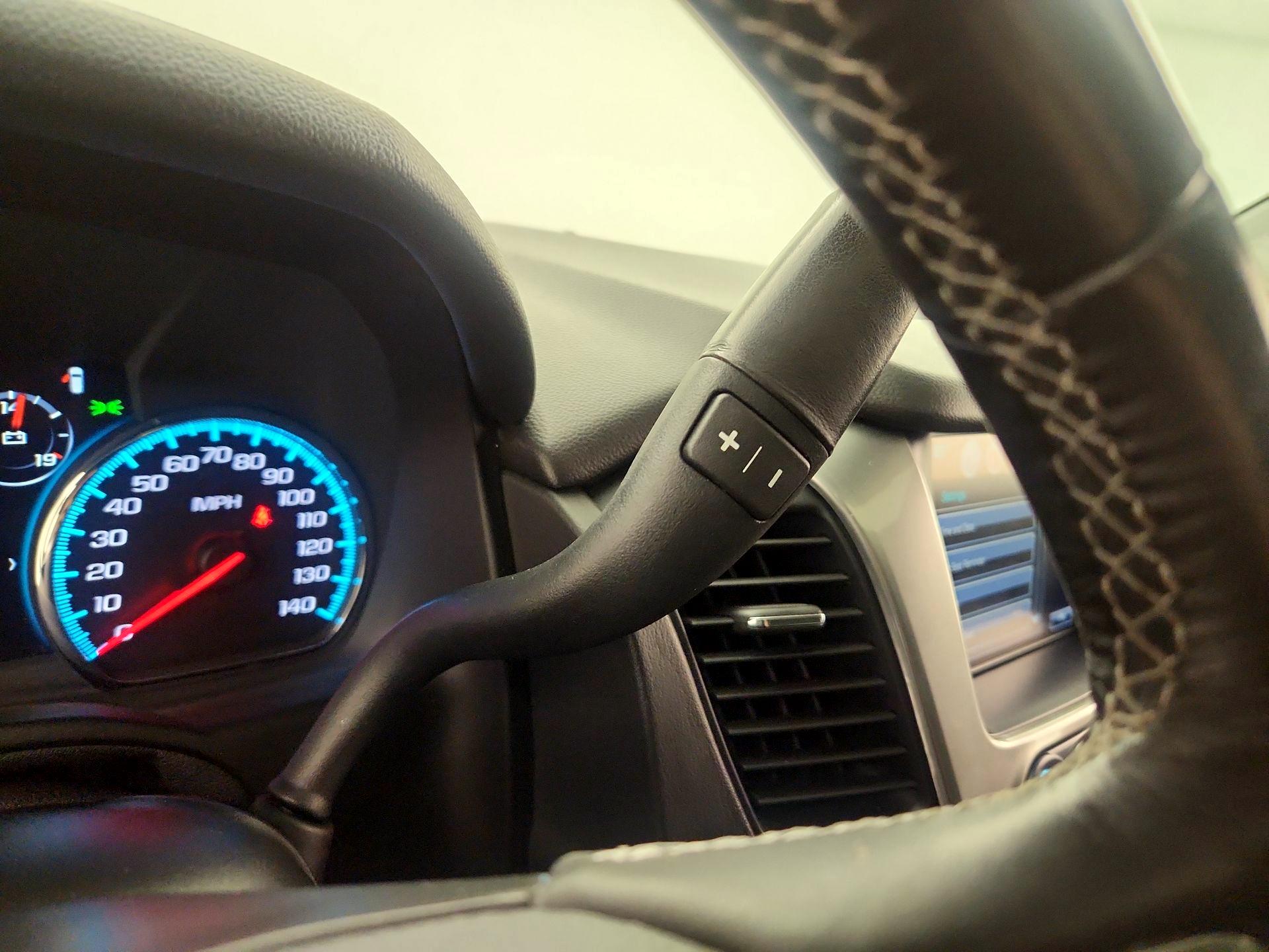 Thumbnail: 2018 Chevrolet Tahoe - 18