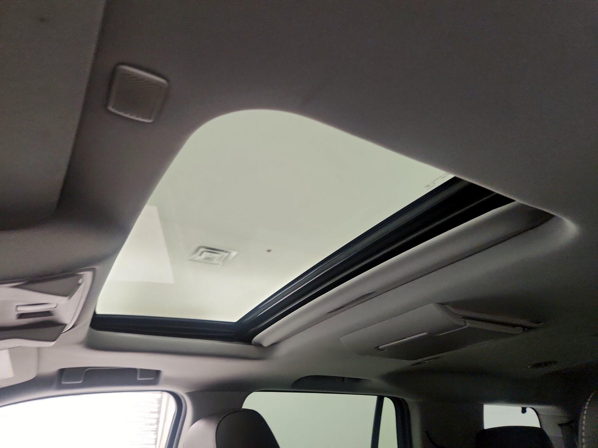 Thumbnail: 2018 Chevrolet Tahoe - 20