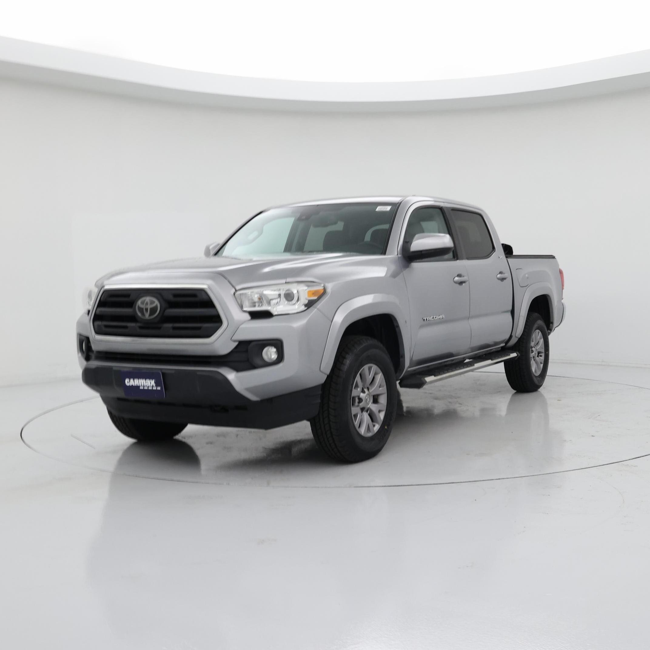 Thumbnail: 2019 Toyota Tacoma - 4