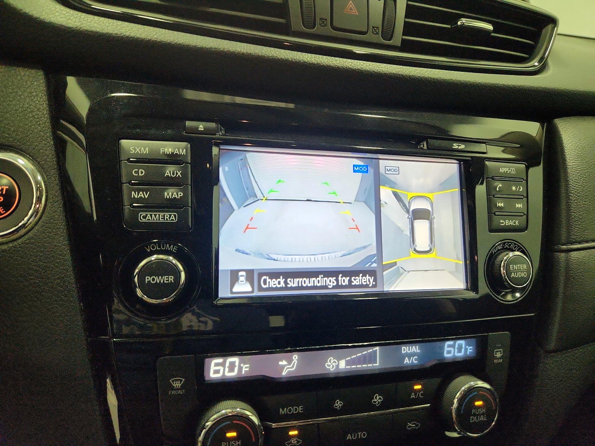 Thumbnail: 2017 Nissan Rogue - 15