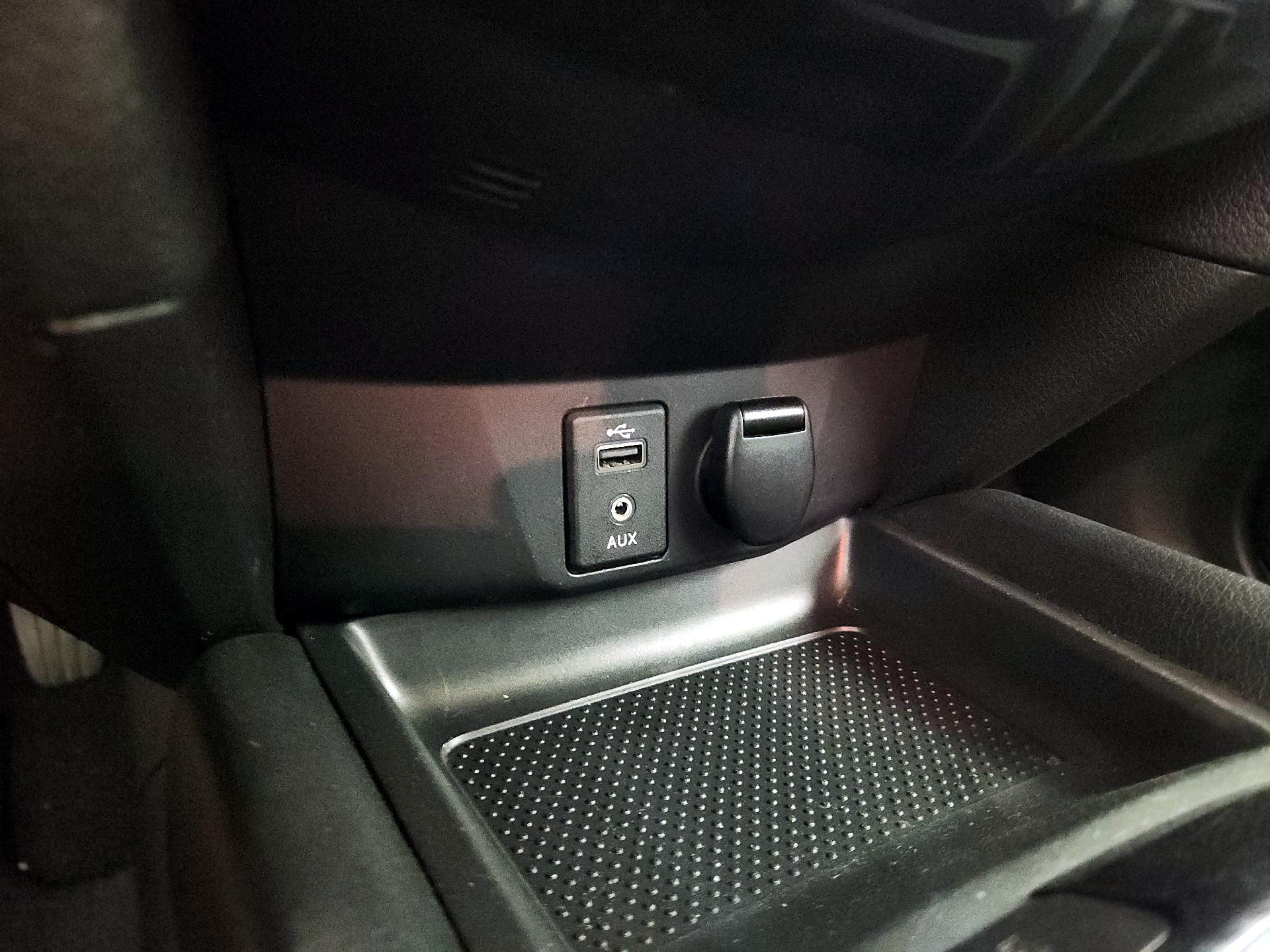 Thumbnail: 2017 Nissan Rogue - 19