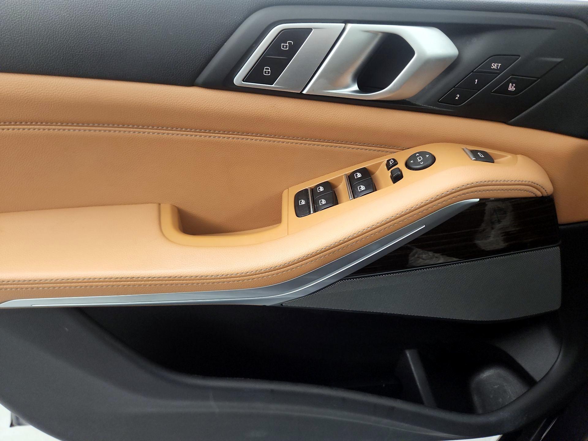 Thumbnail: 2019 BMW X5 - 10