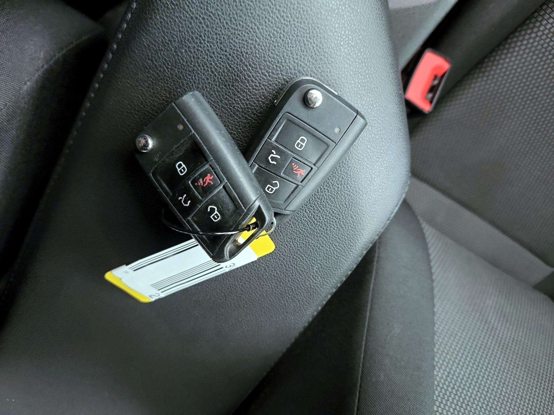 Thumbnail: 2020 Volkswagen Jetta - 20