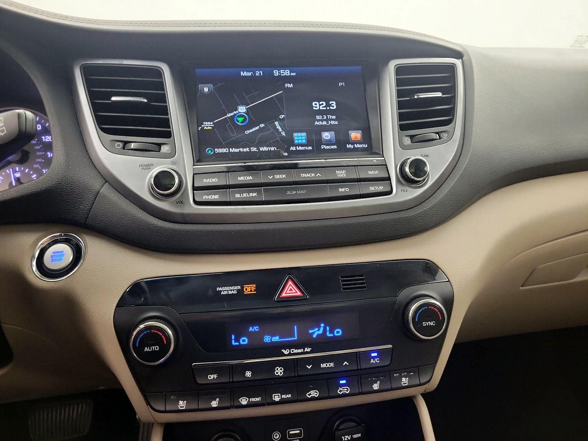 Thumbnail: 2016 Hyundai Tucson - 15
