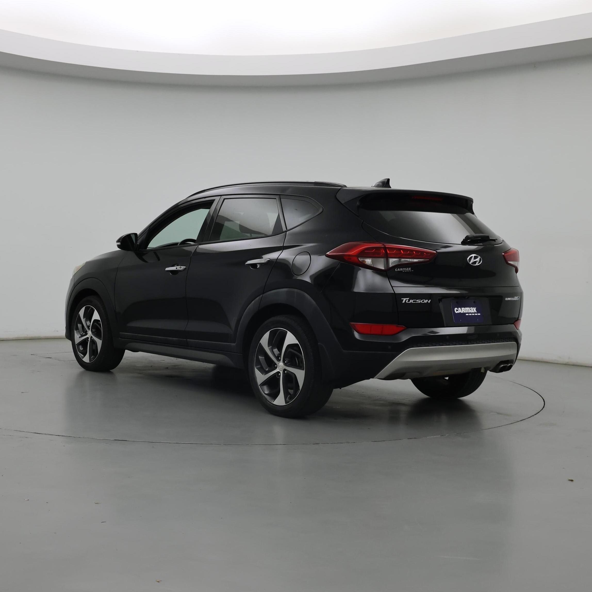 Thumbnail: 2016 Hyundai Tucson - 2