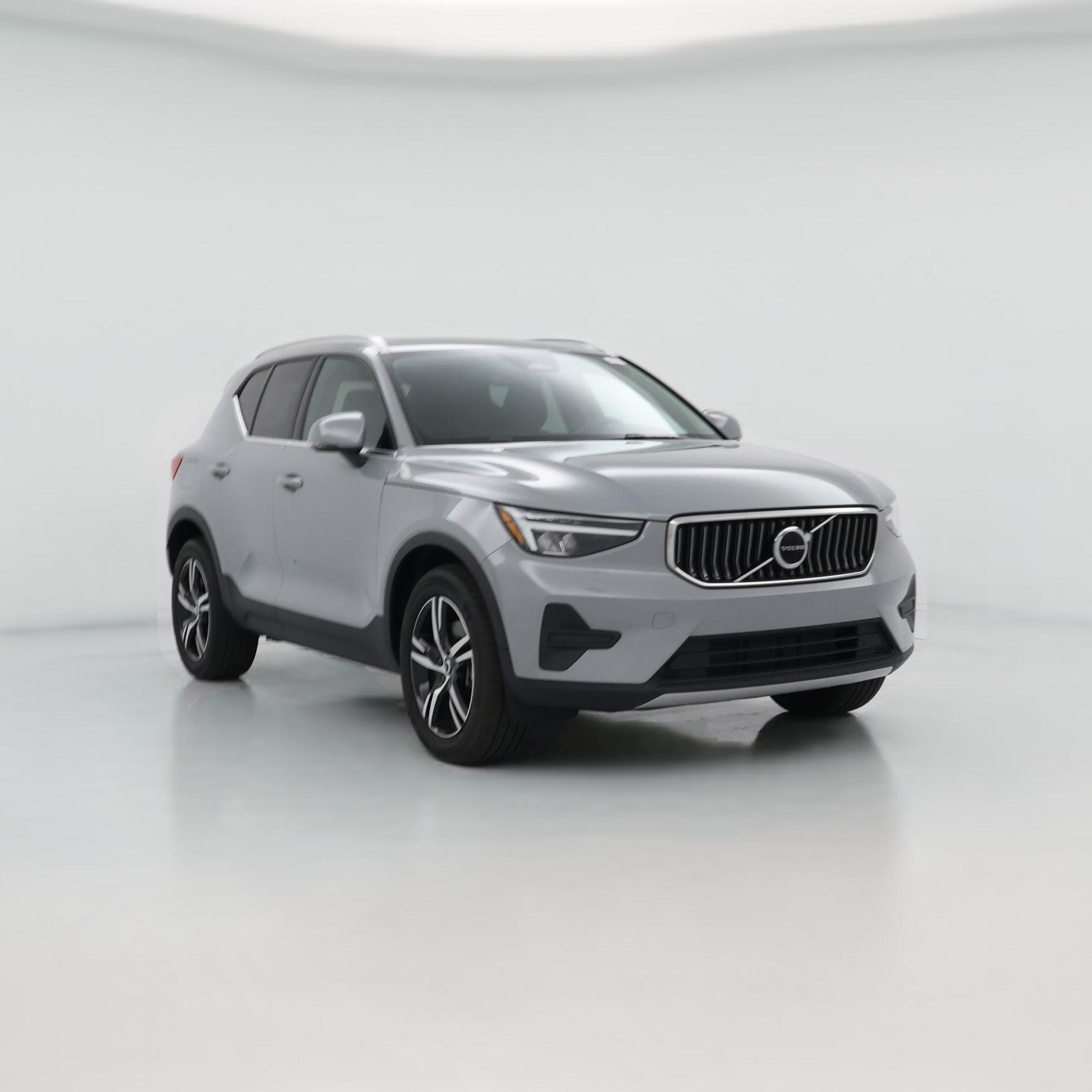 Thumbnail: 2024 Volvo XC40 - 1