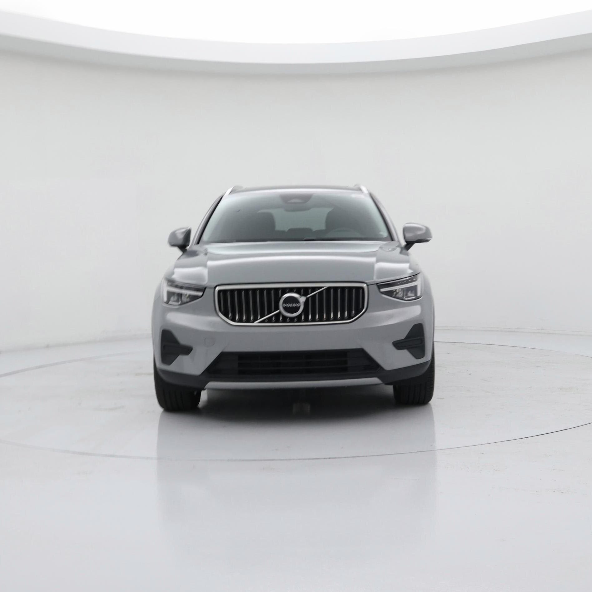 Thumbnail: 2024 Volvo XC40 - 5