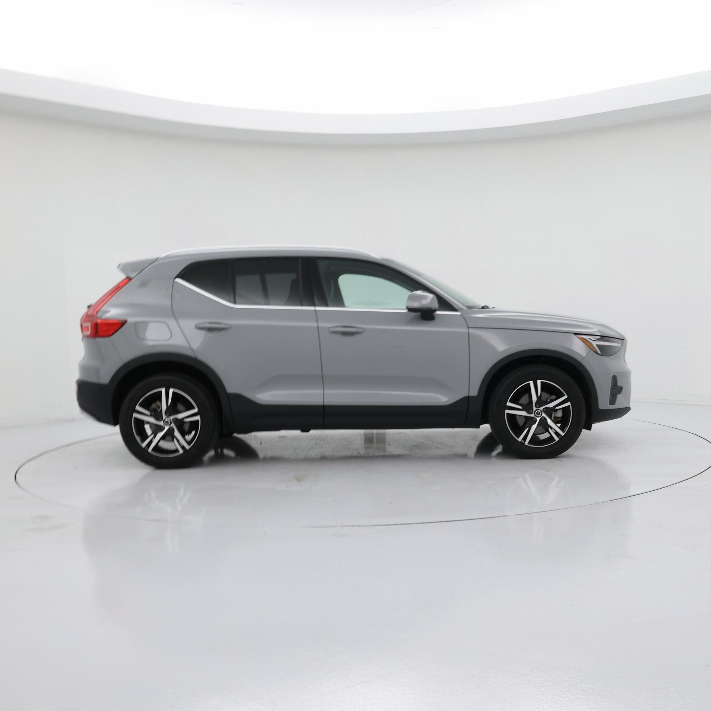Thumbnail: 2024 Volvo XC40 - 7