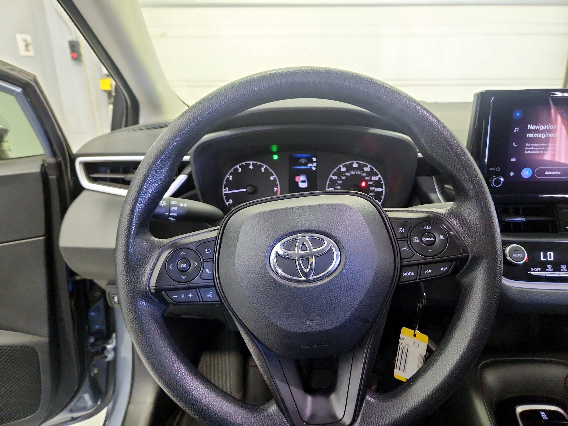 Thumbnail: 2023 Toyota Corolla - 10