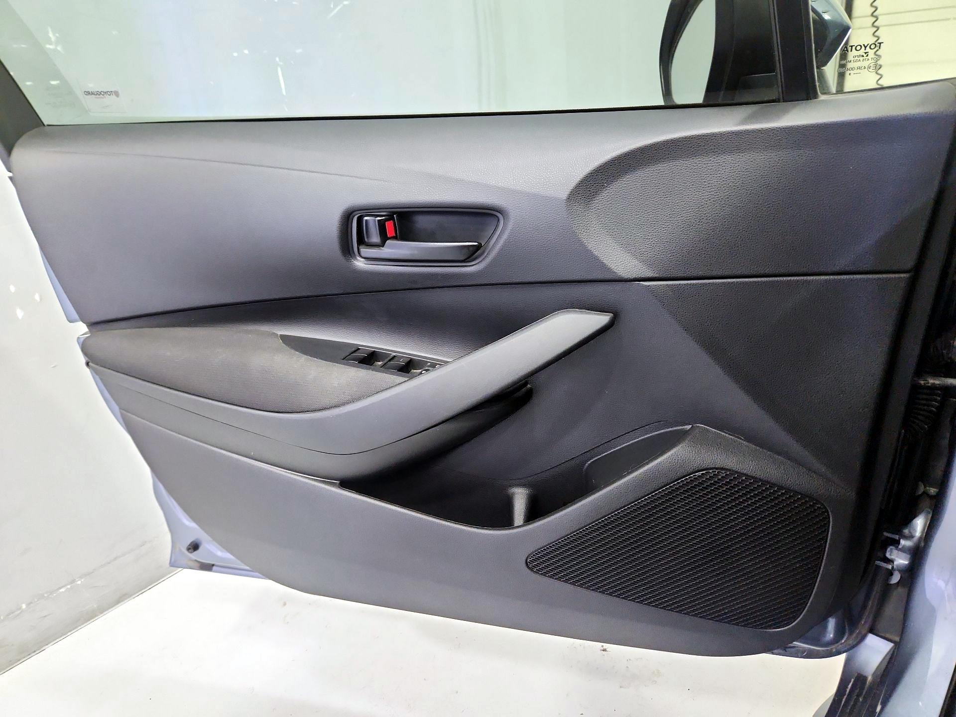 Thumbnail: 2023 Toyota Corolla - 12