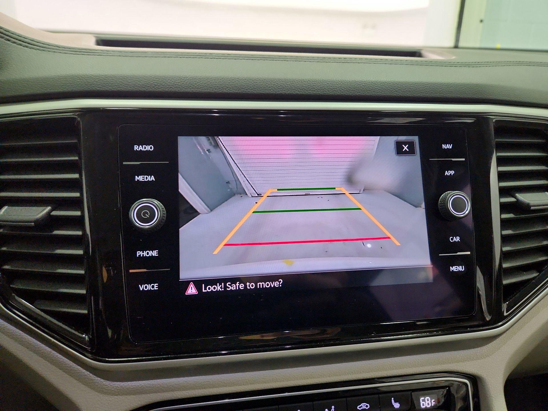 Thumbnail: 2021 Volkswagen Atlas - 15