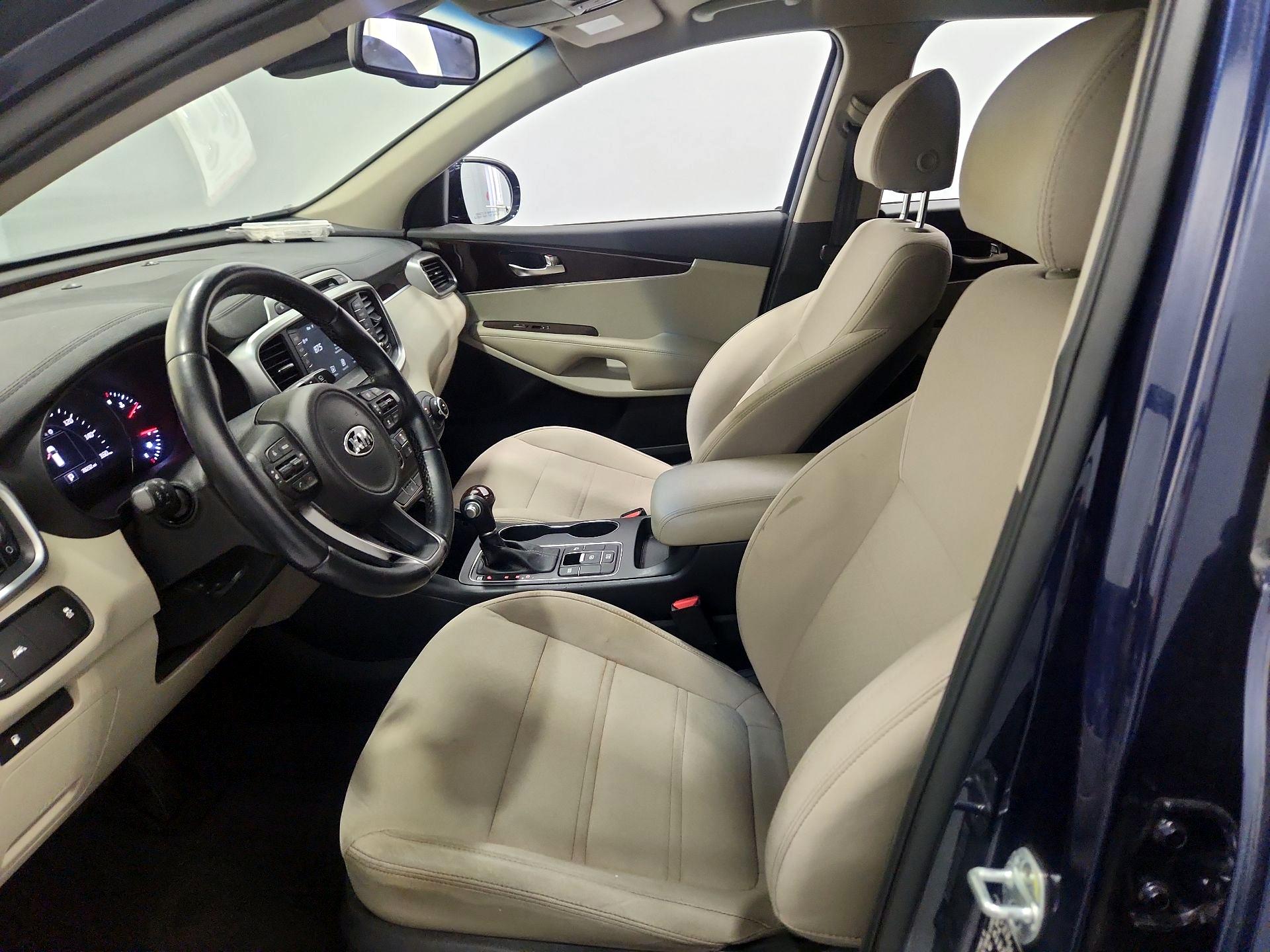 Thumbnail: 2018 Kia Sorento - 11