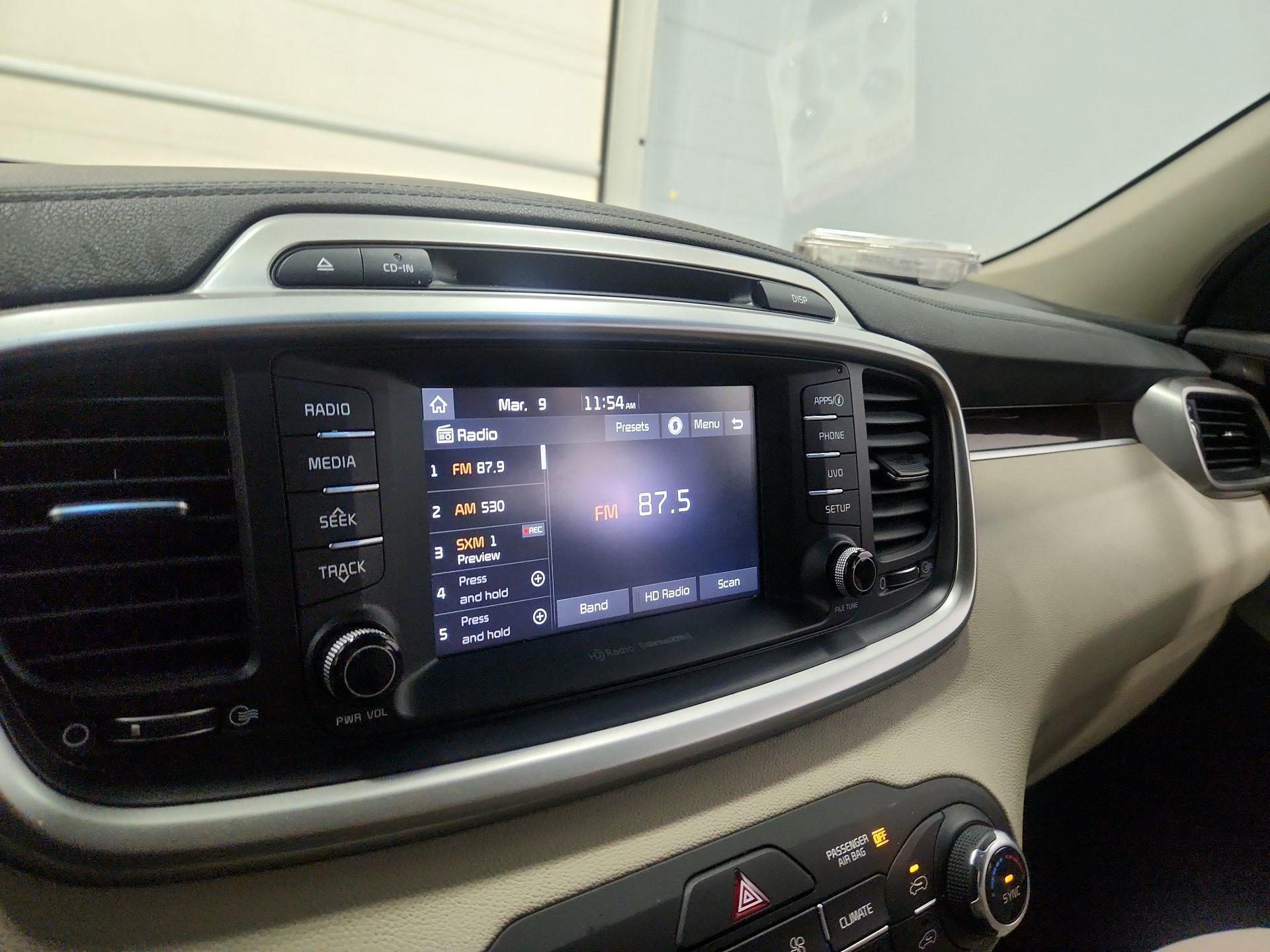 Thumbnail: 2018 Kia Sorento - 15