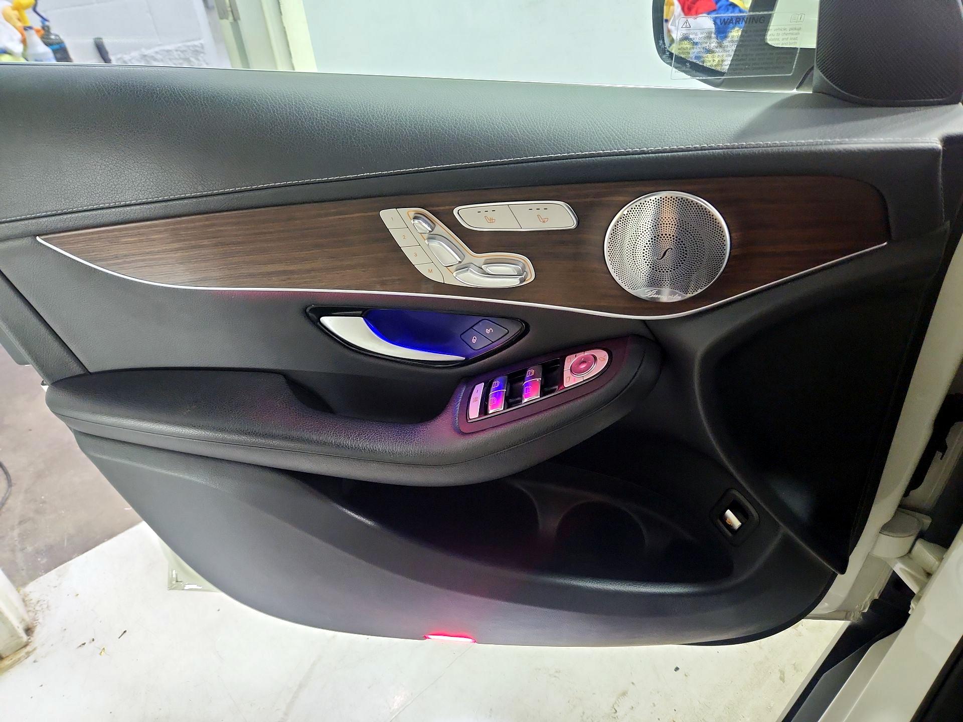 Thumbnail: 2020 Mercedes-Benz GLC - 12