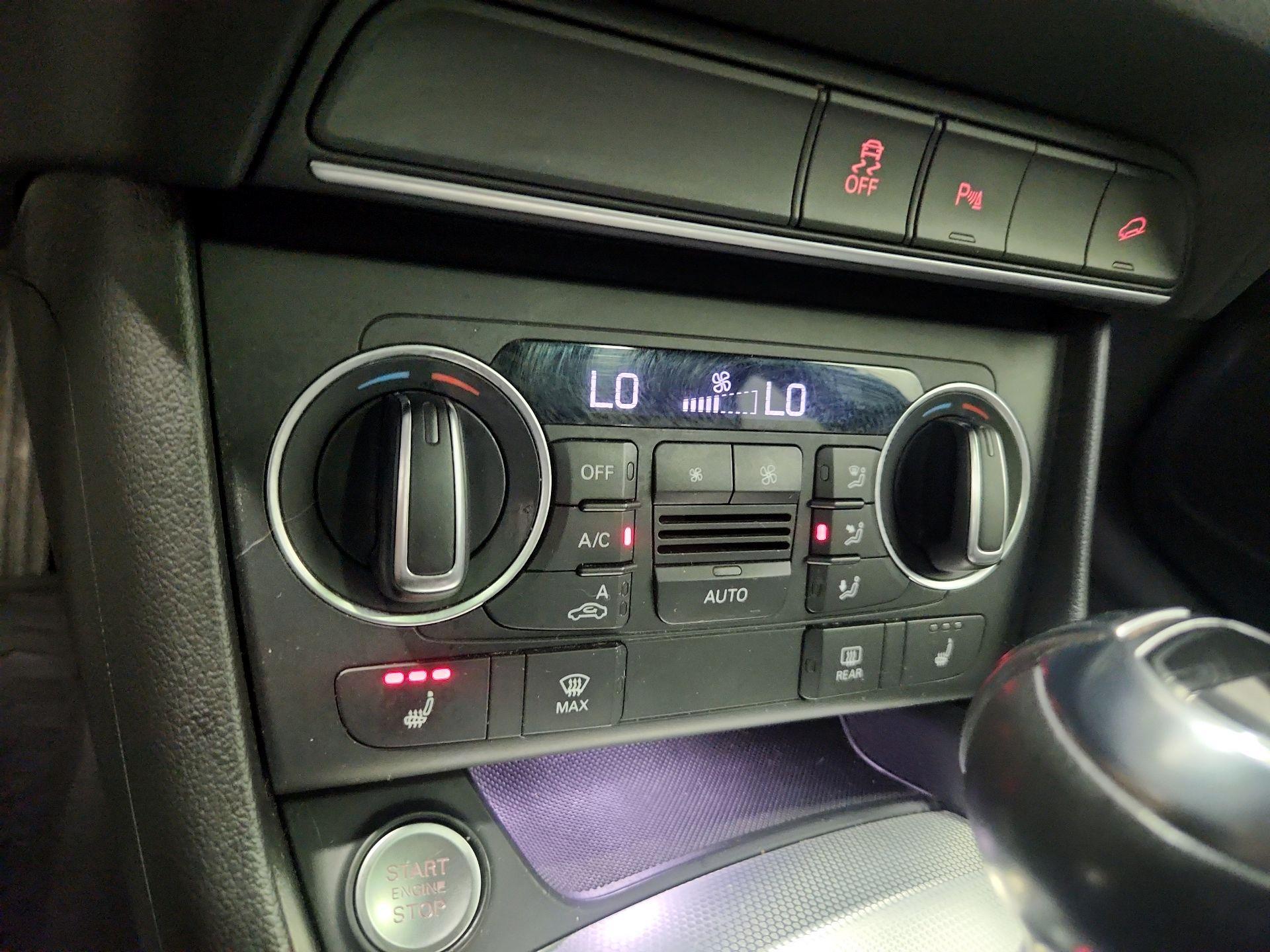 Thumbnail: 2016 Audi Q3 - 17