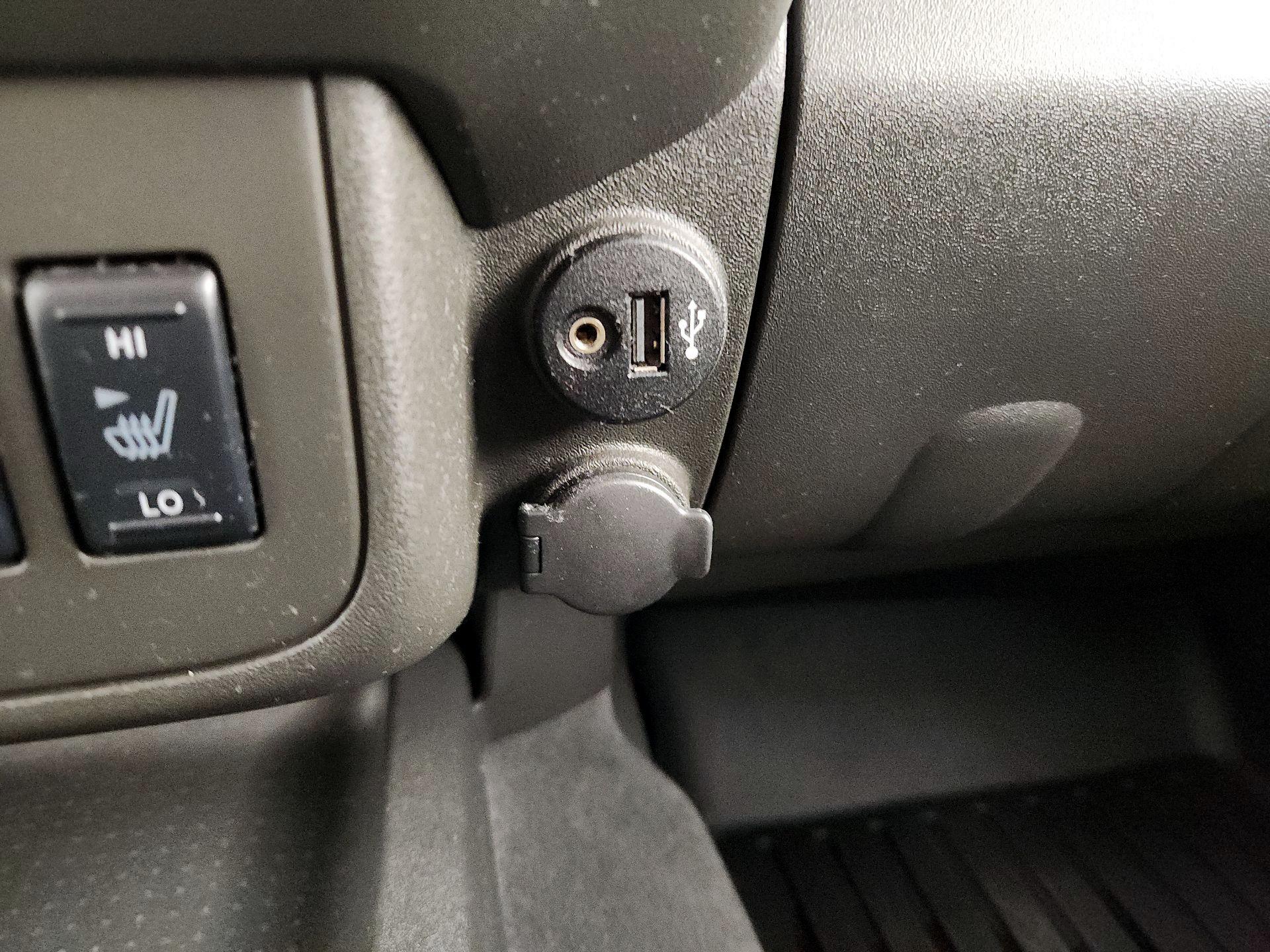 Thumbnail: 2019 Nissan Frontier - 19