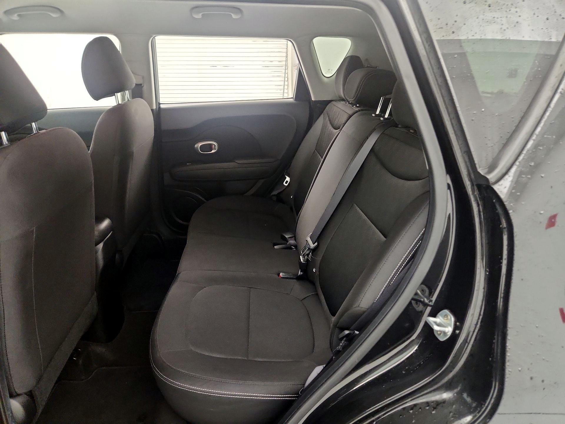 Thumbnail: 2018 Kia Soul - 18