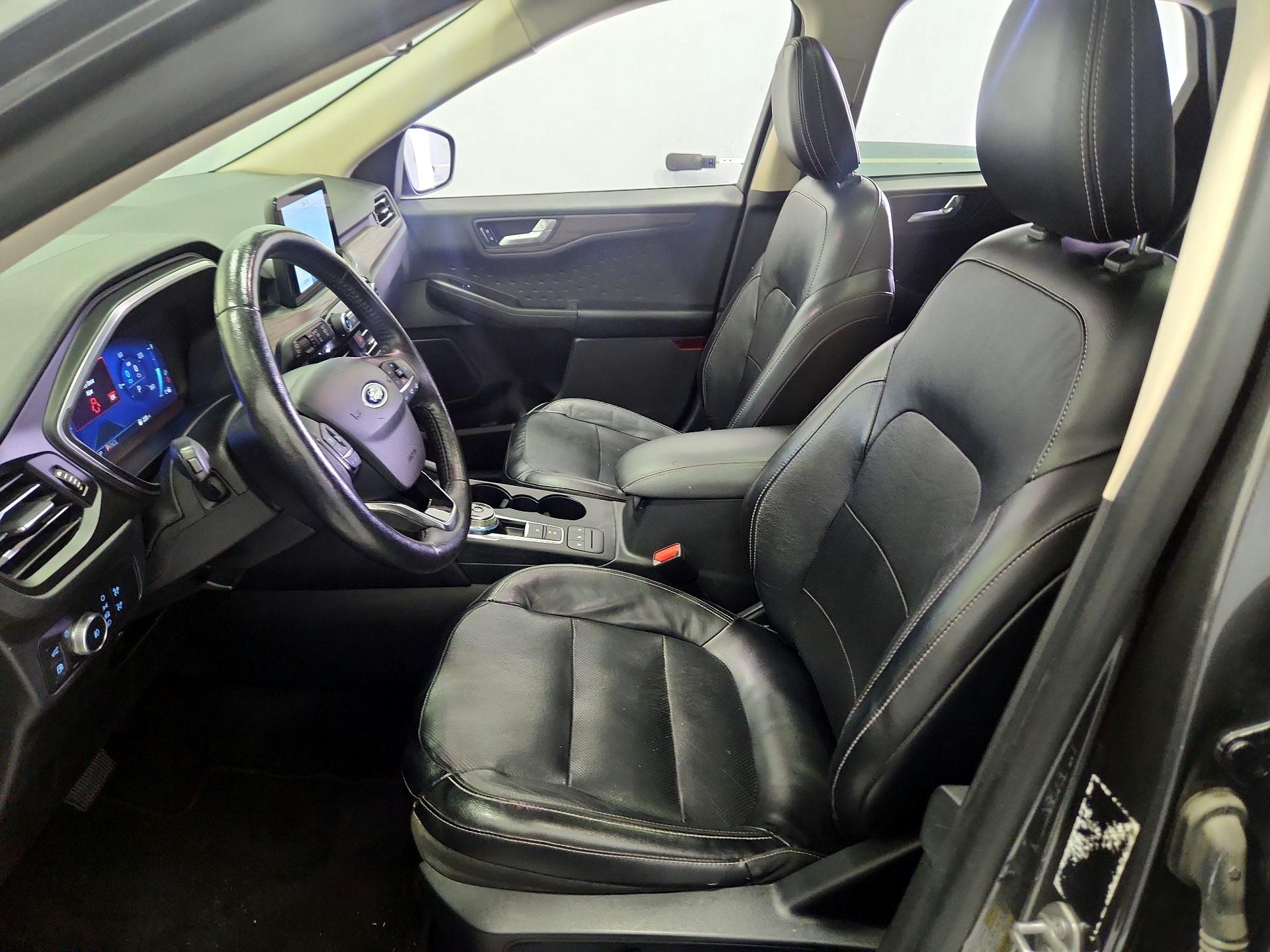 Thumbnail: 2020 Ford Escape - 11