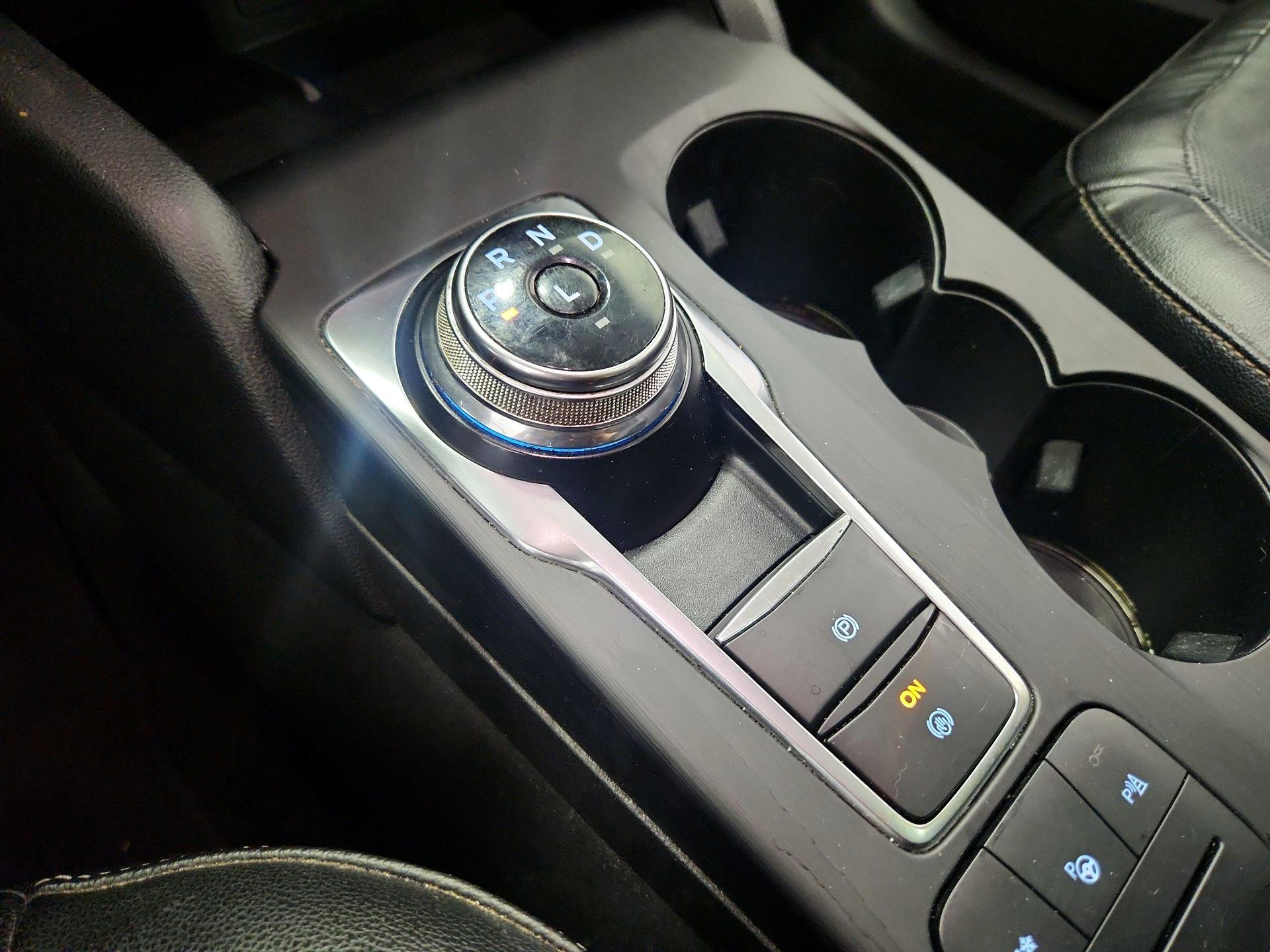 Thumbnail: 2020 Ford Escape - 18