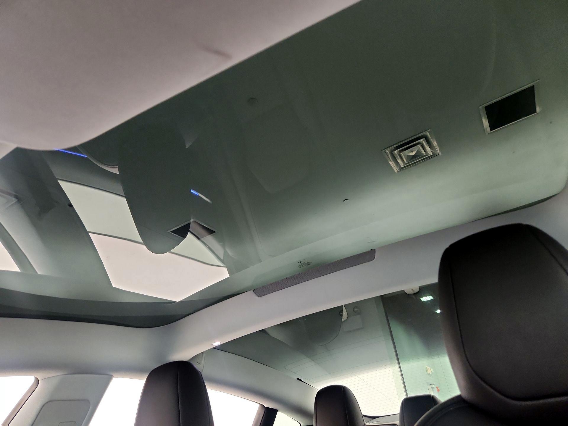 Thumbnail: 2024 Tesla Model 3 - 20