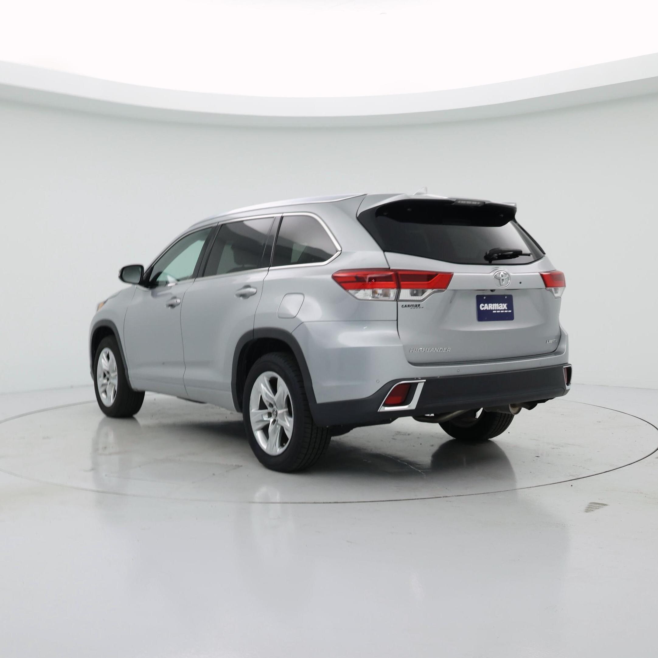 Thumbnail: 2018 Toyota Highlander - 2