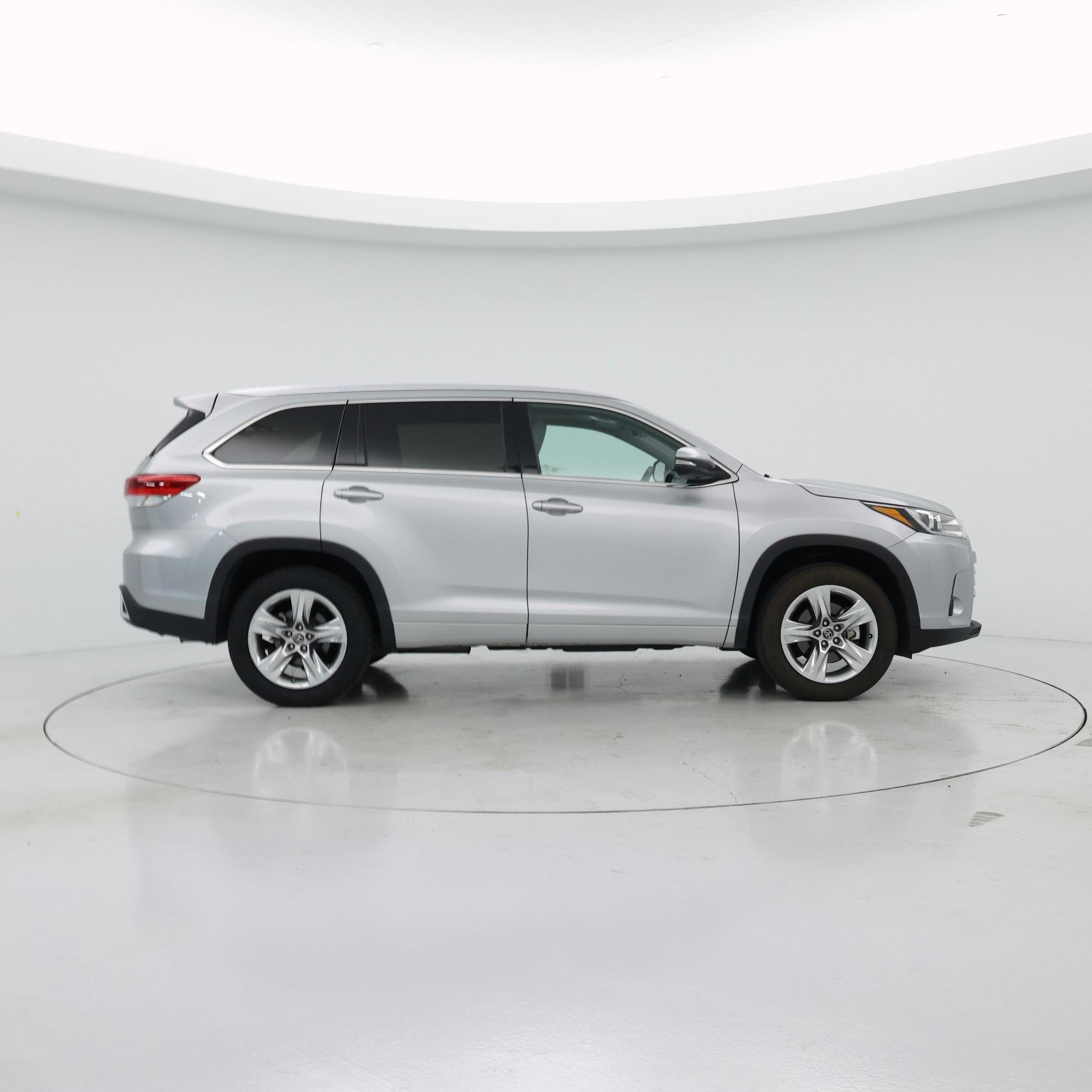 Thumbnail: 2018 Toyota Highlander - 7