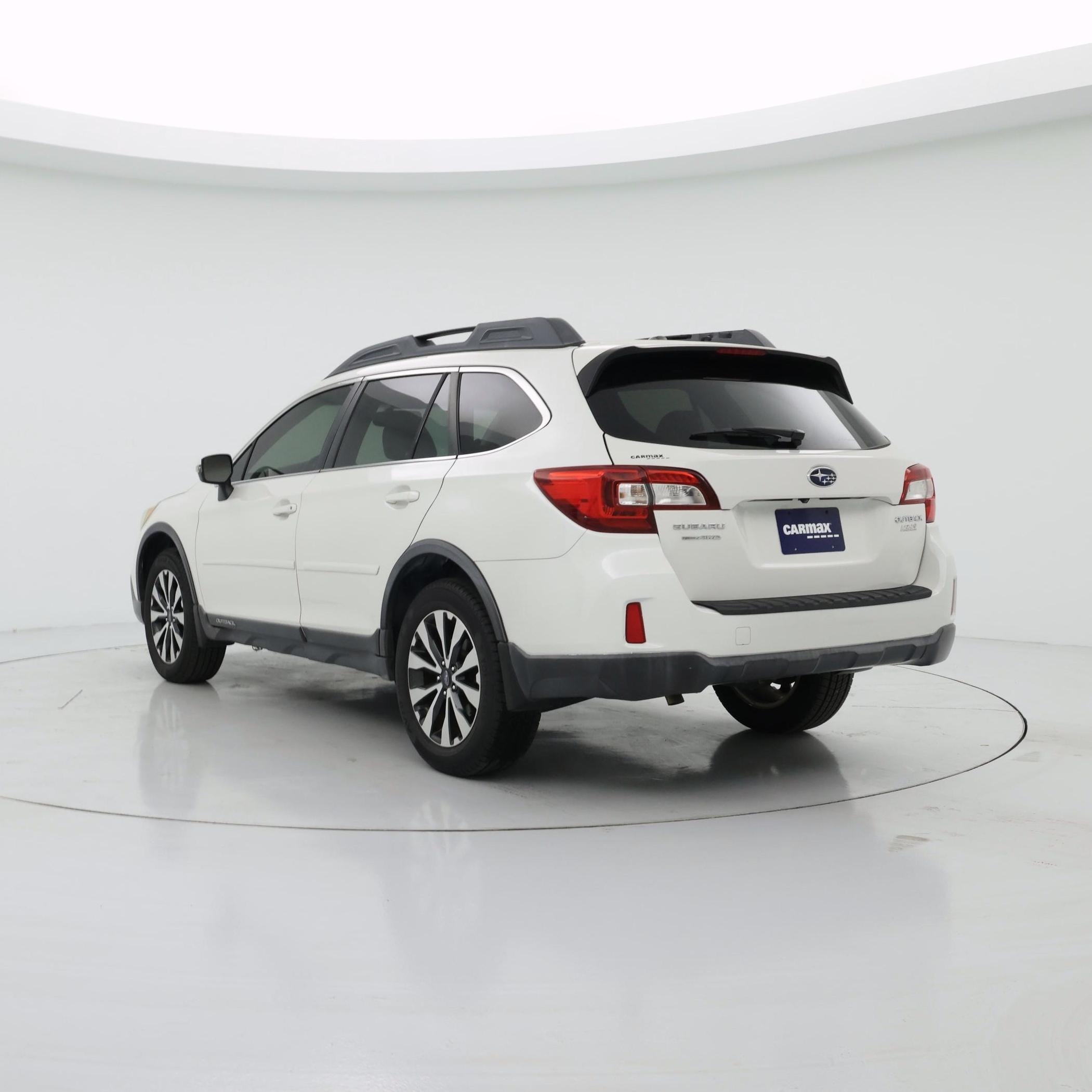 Thumbnail: 2015 Subaru Outback - 2
