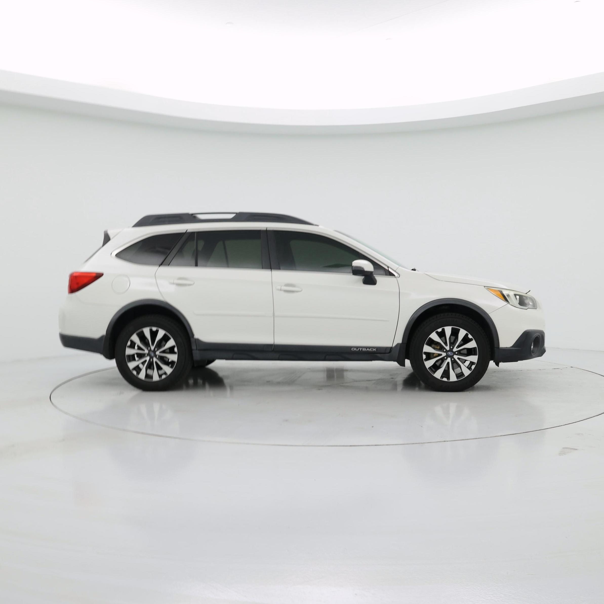 Thumbnail: 2015 Subaru Outback - 7