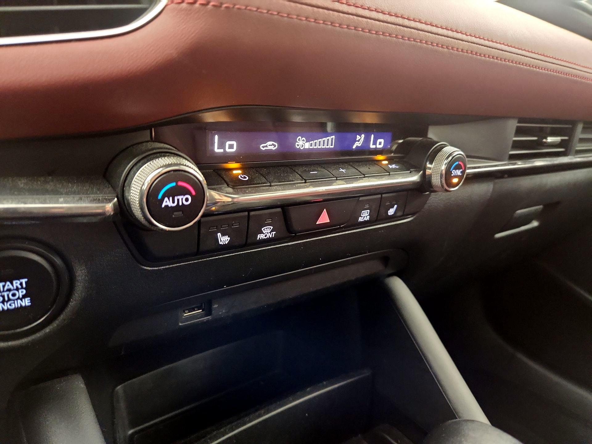 Thumbnail: 2019 Mazda Mazda3 - 16