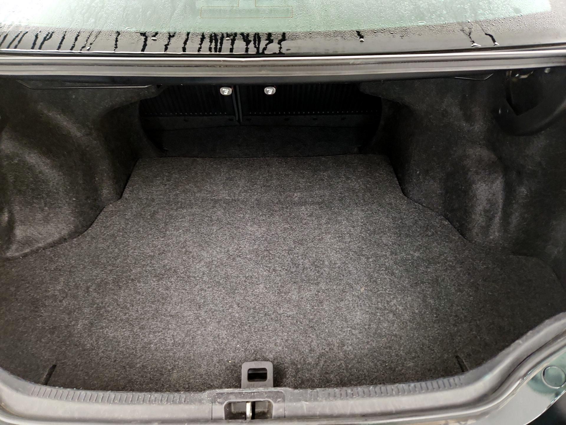 Thumbnail: 2016 Toyota Camry - 20