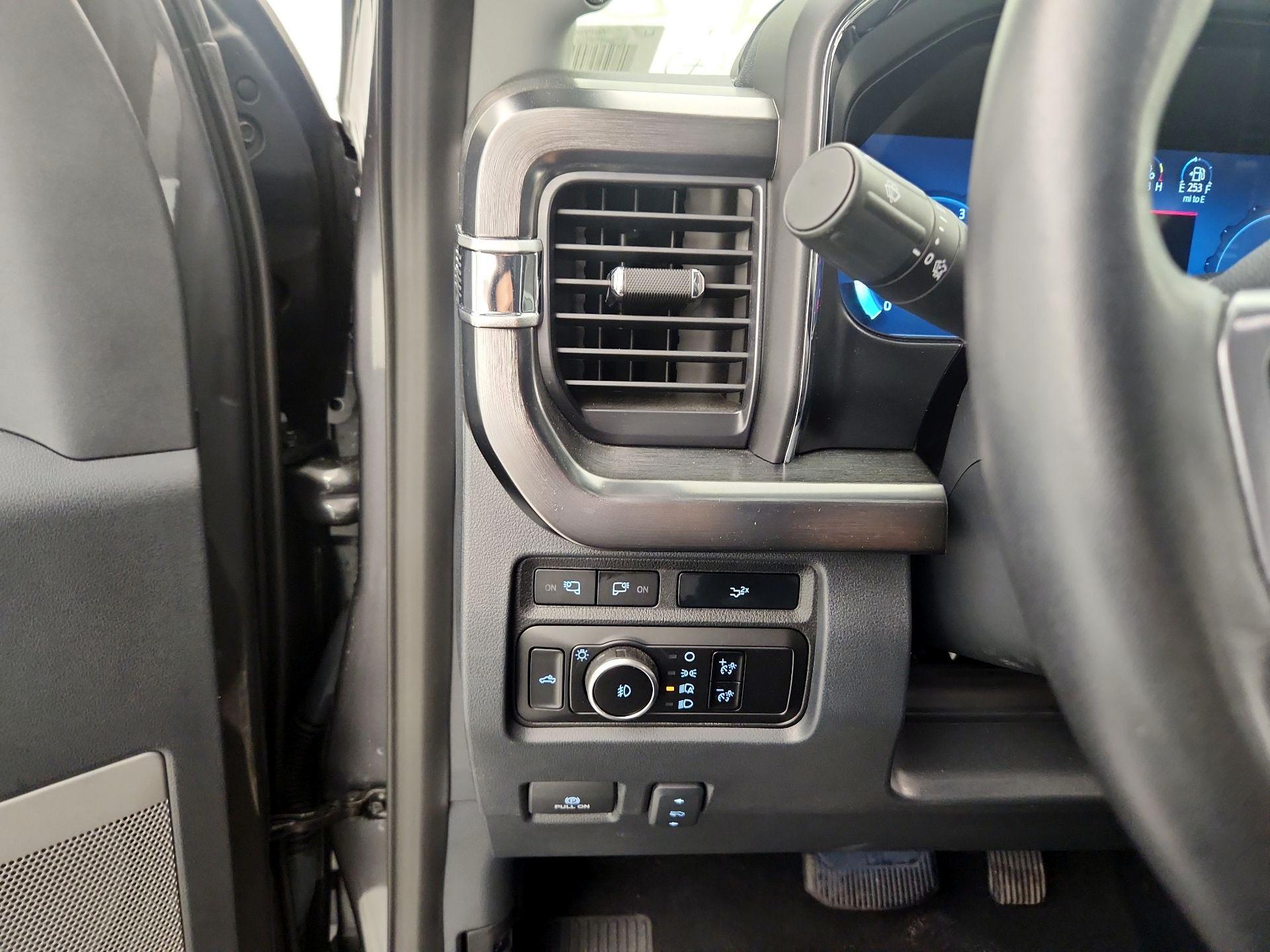 Thumbnail: 2023 Ford F-250 - 13