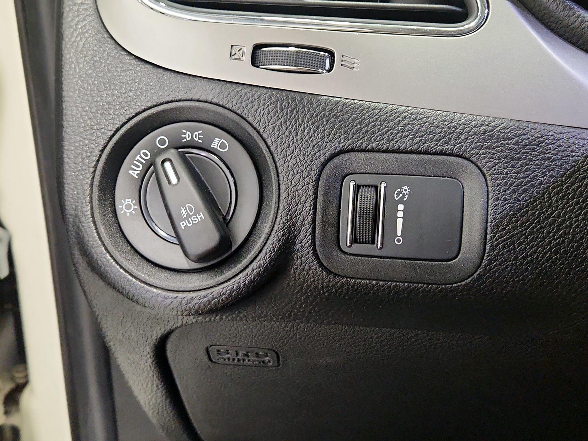 Thumbnail: 2020 Dodge Journey - 13