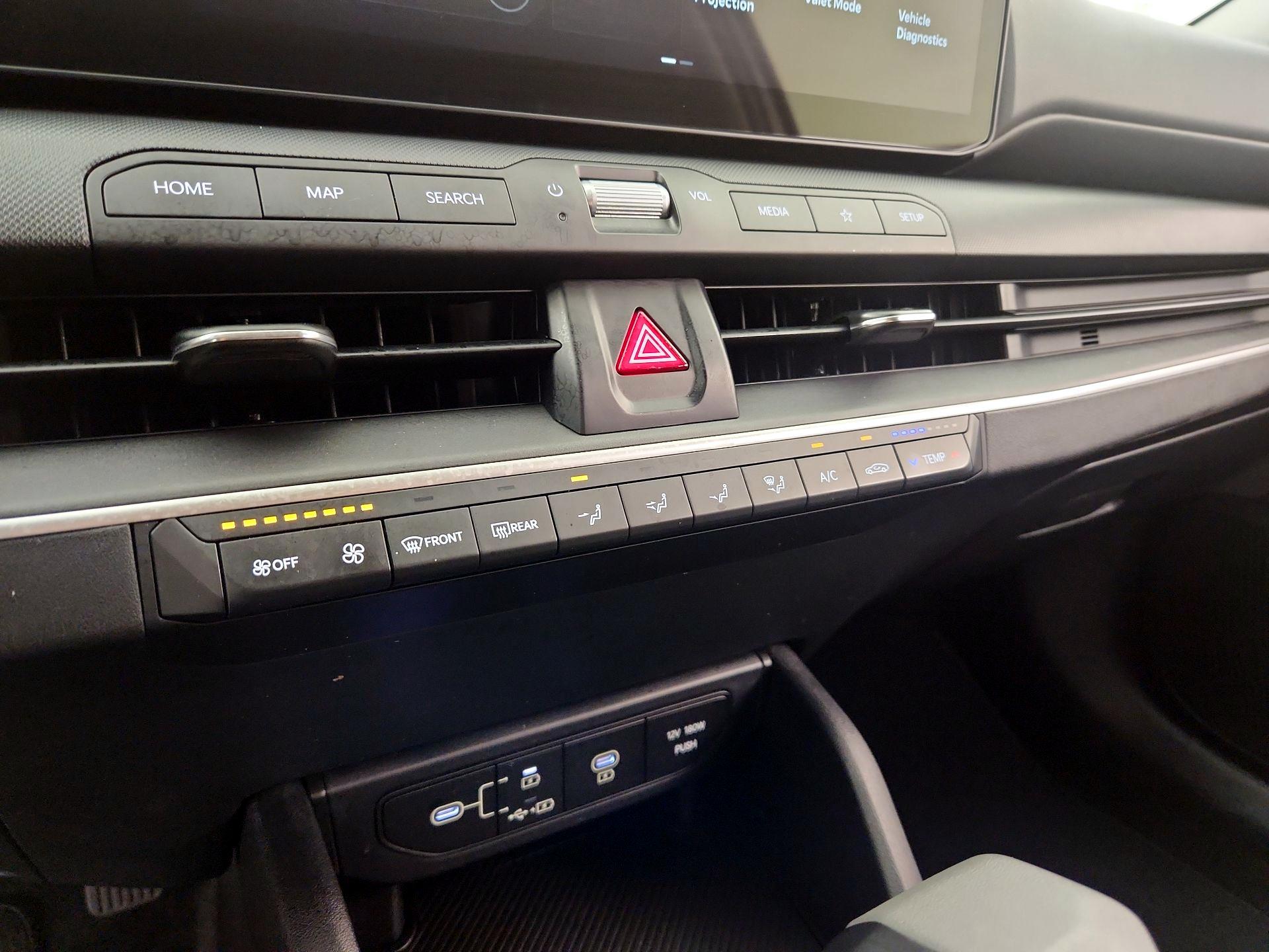 Thumbnail: 2025 Kia K4 - 16