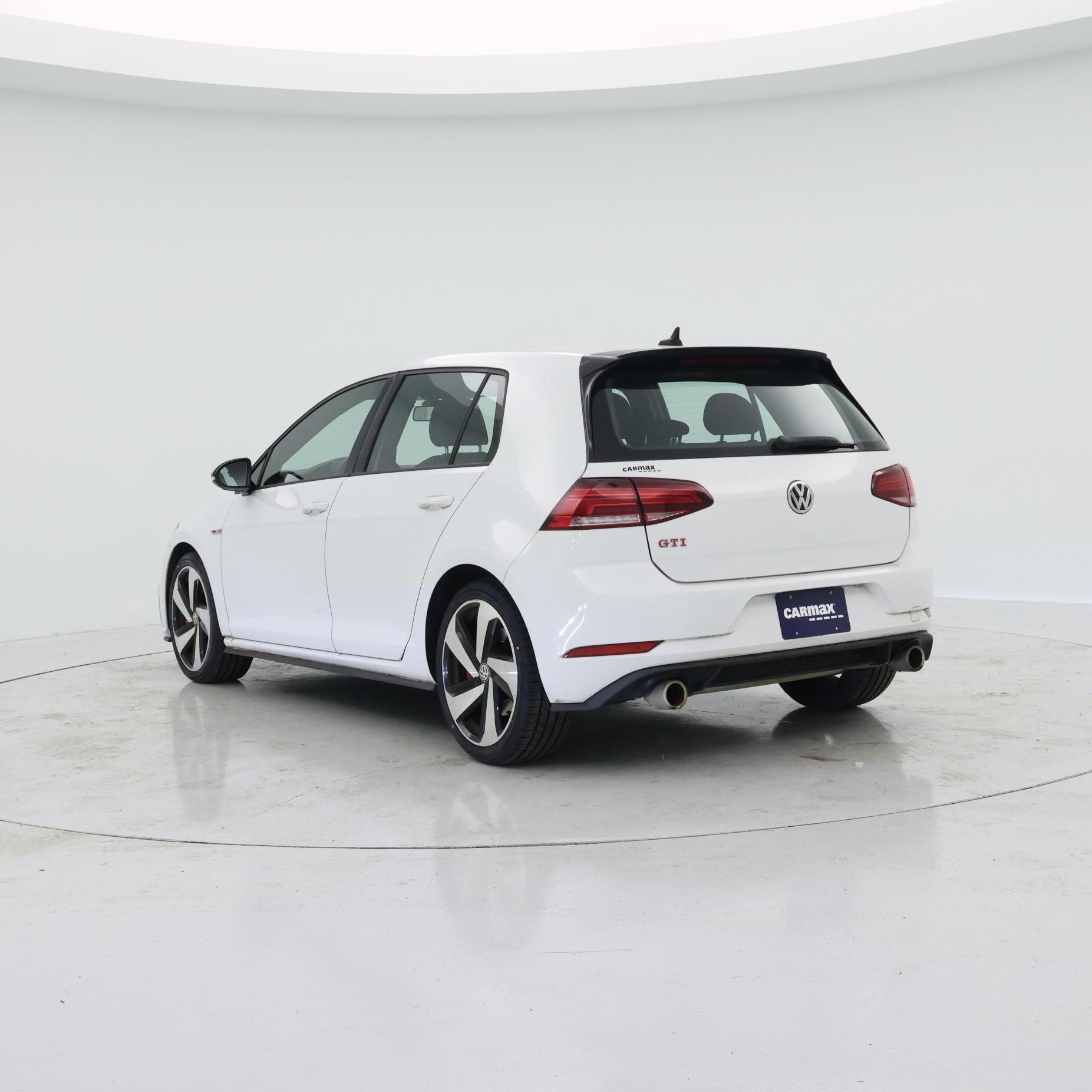 Thumbnail: 2021 Volkswagen Golf - 2