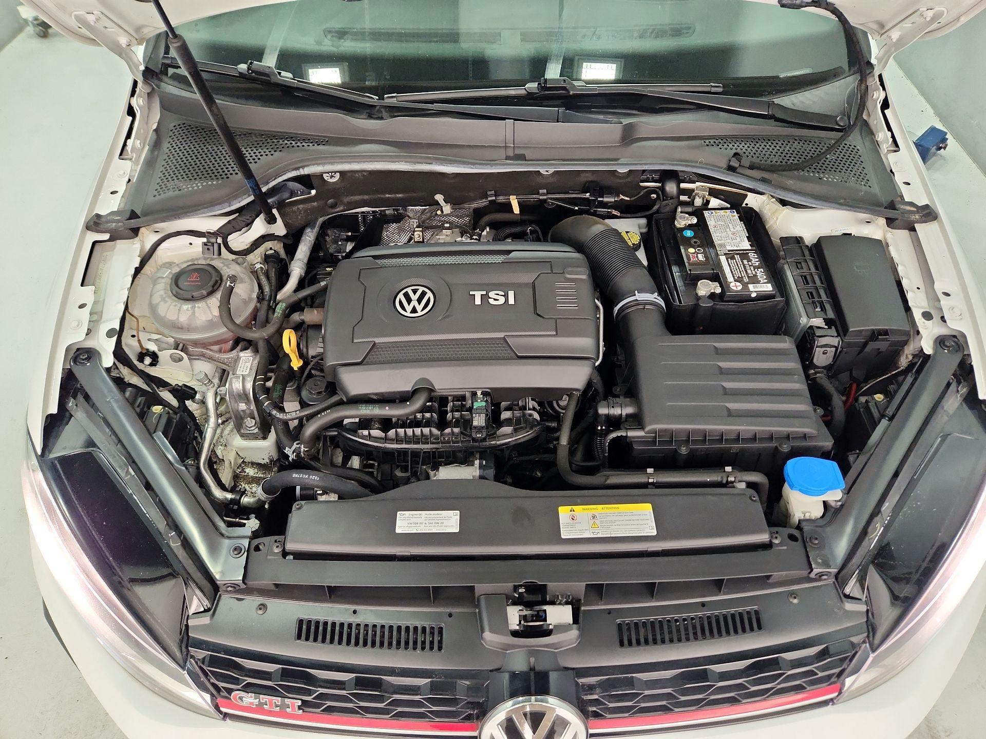 Thumbnail: 2021 Volkswagen Golf - 20