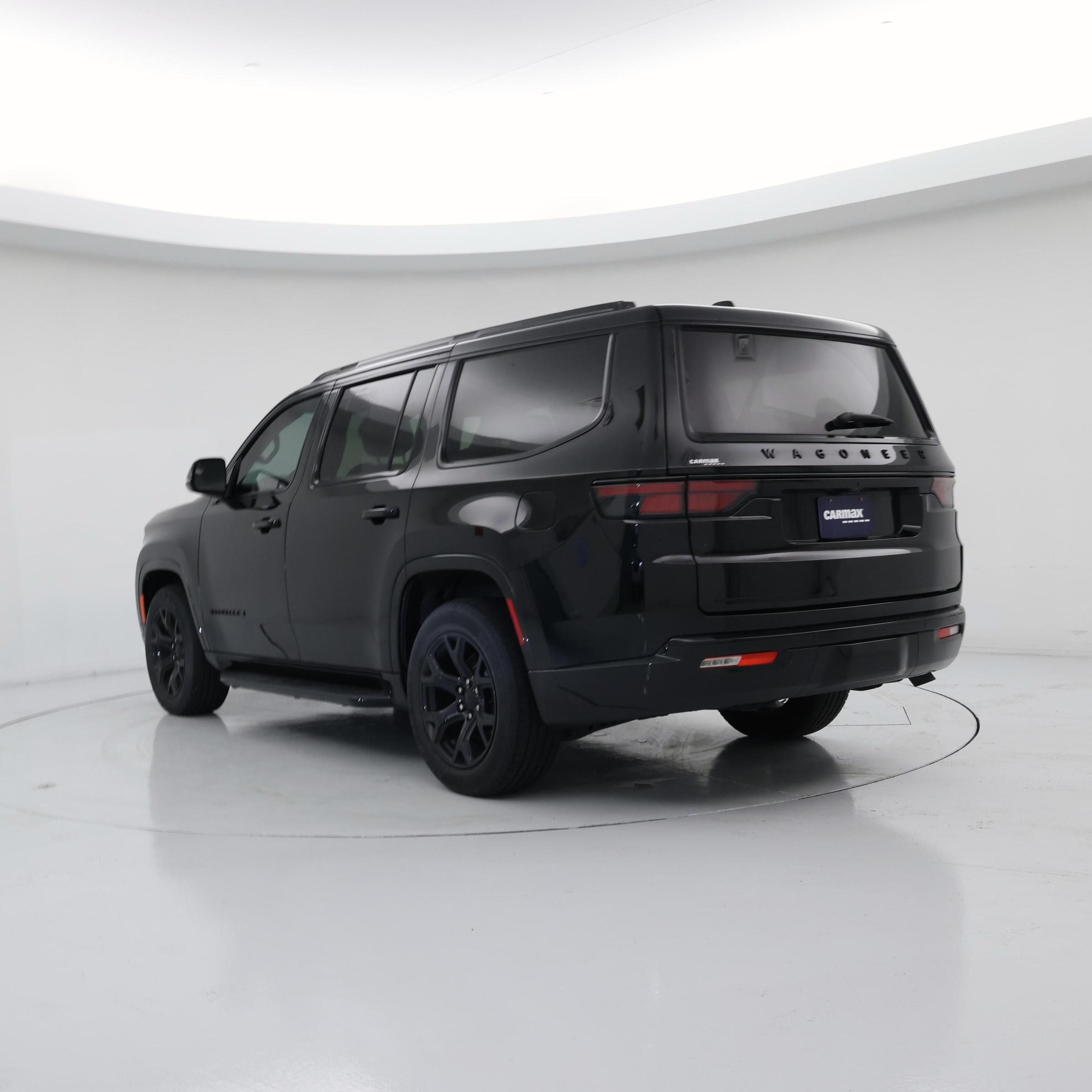 Thumbnail: 2023 Jeep Wagoneer - 2