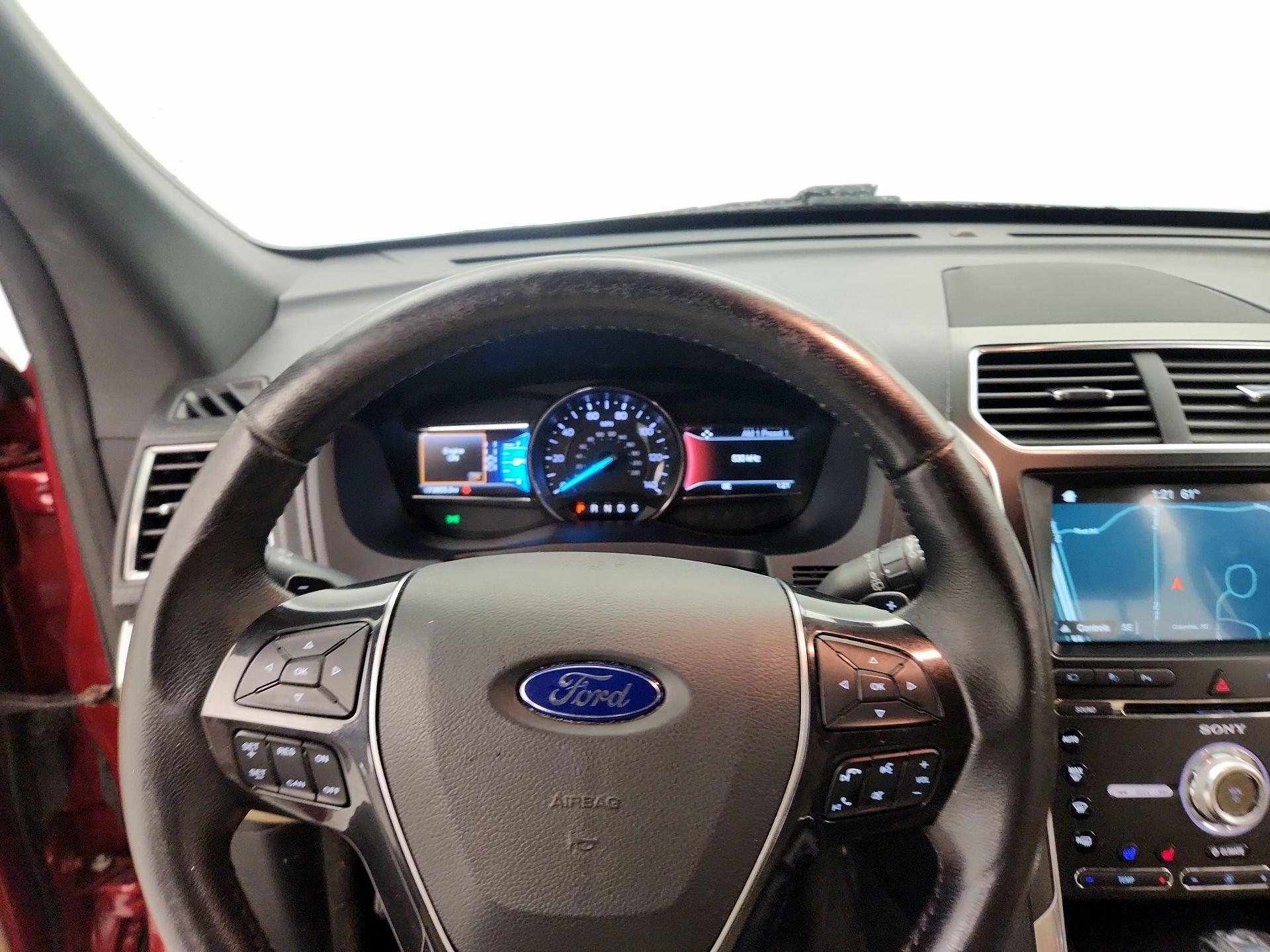 Thumbnail: 2017 Ford Explorer - 10