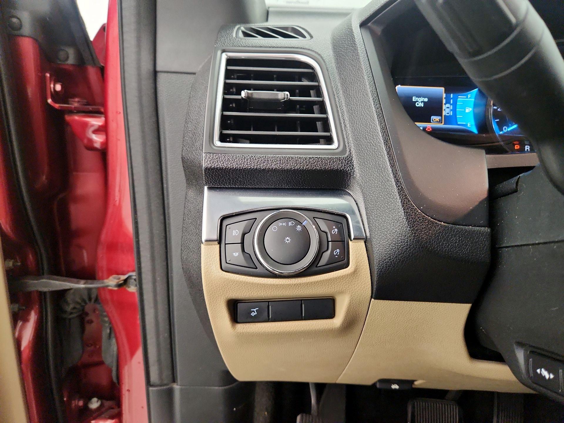 Thumbnail: 2017 Ford Explorer - 13