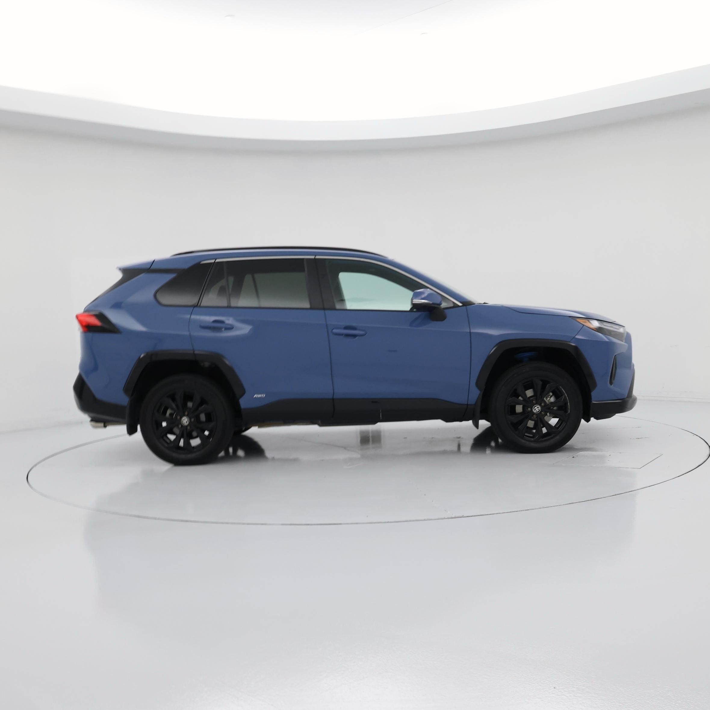 Thumbnail: 2022 Toyota RAV4 - 7