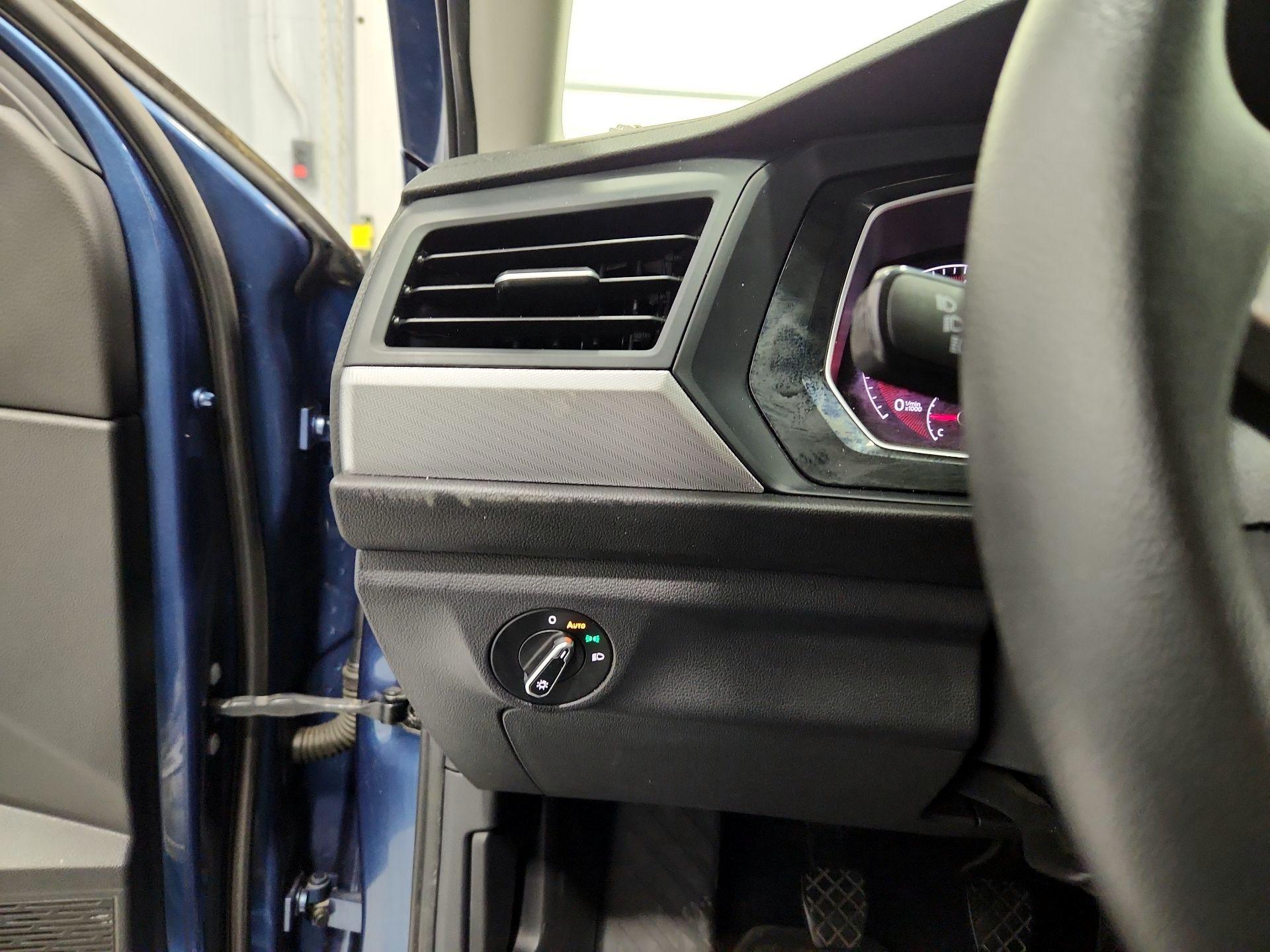 Thumbnail: 2021 Volkswagen Jetta - 13