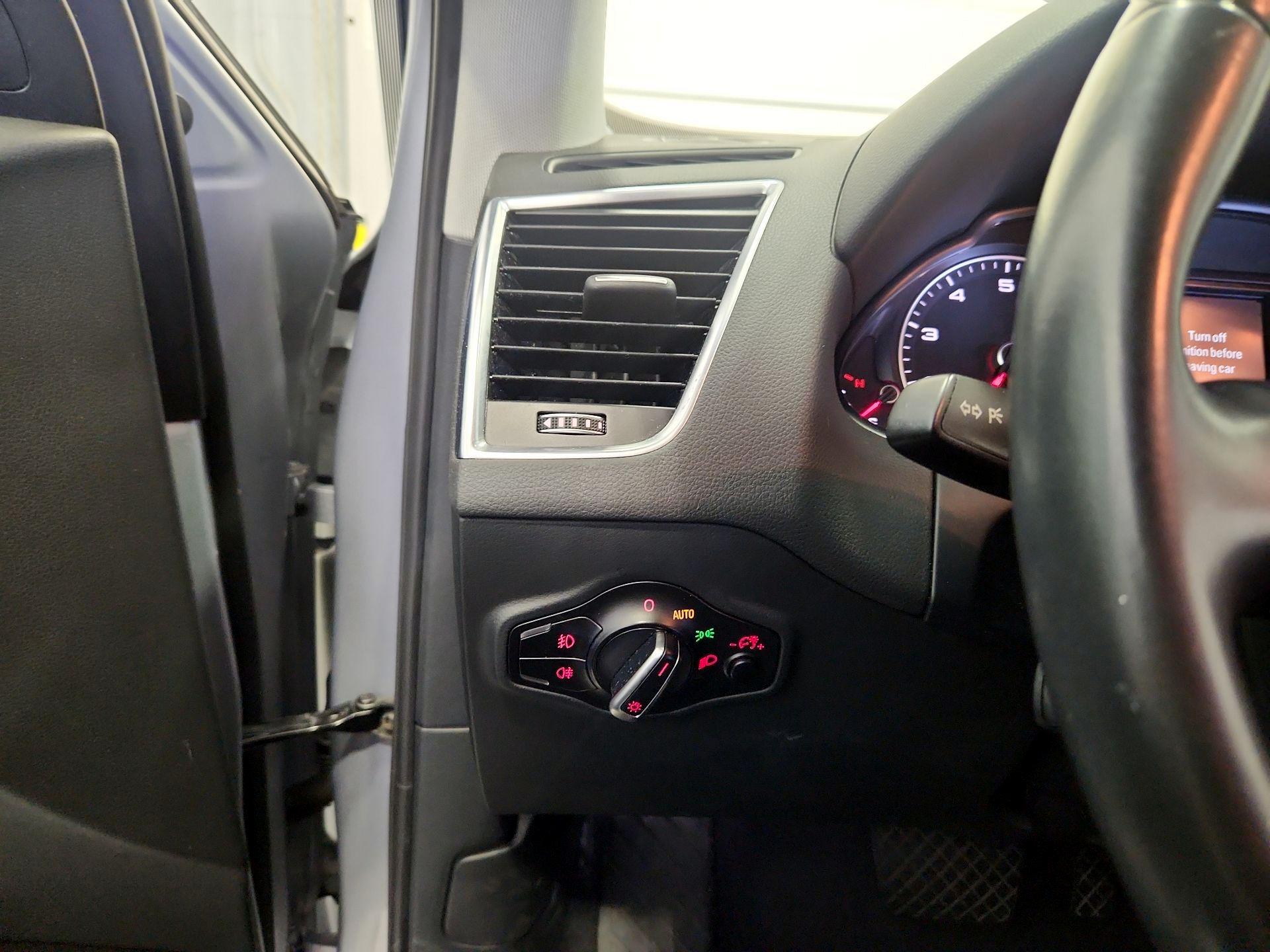 Thumbnail: 2015 Audi Q5 - 13