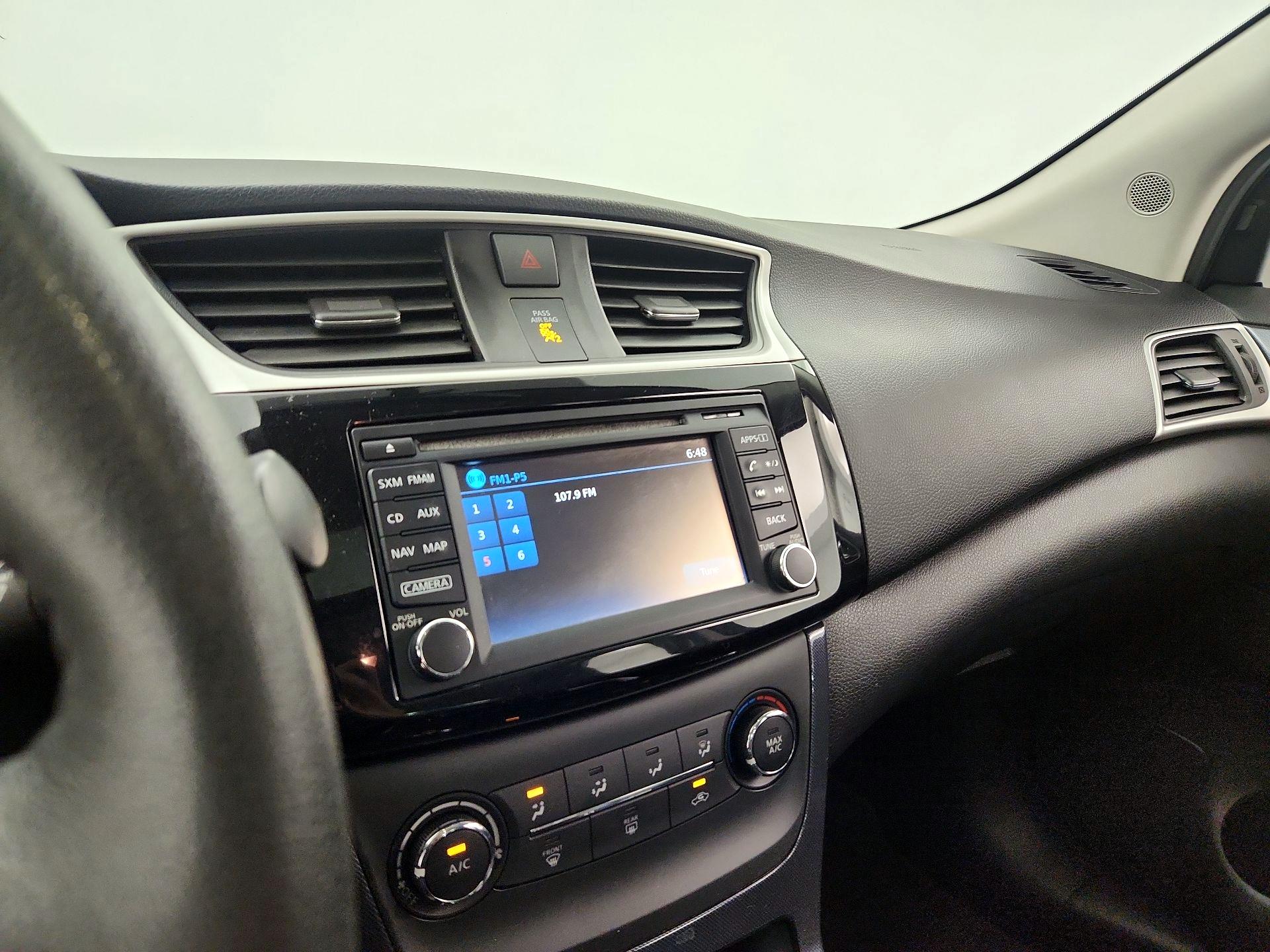 Thumbnail: 2017 Nissan Sentra - 16