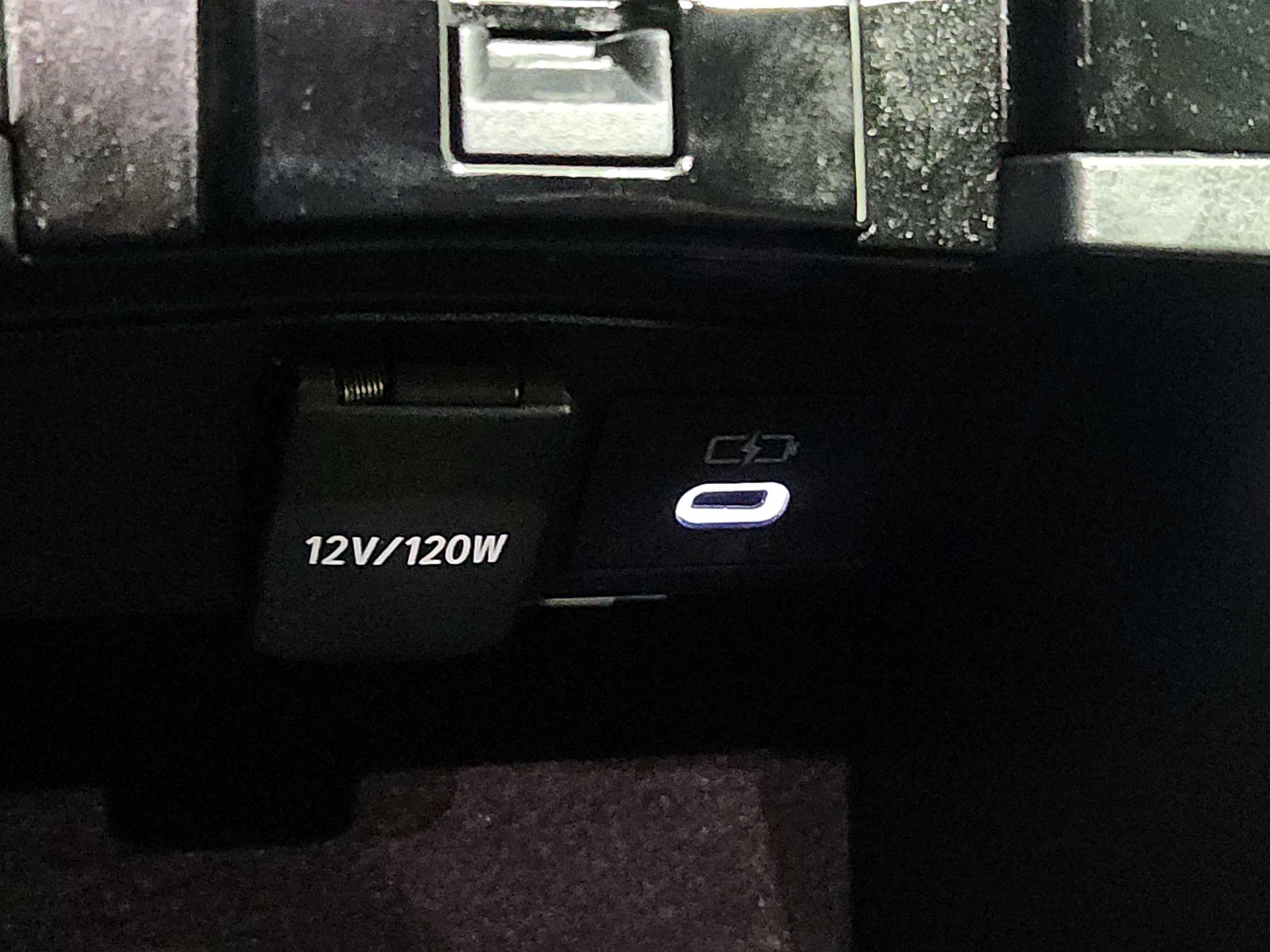 Thumbnail: 2023 Toyota Corolla - 19