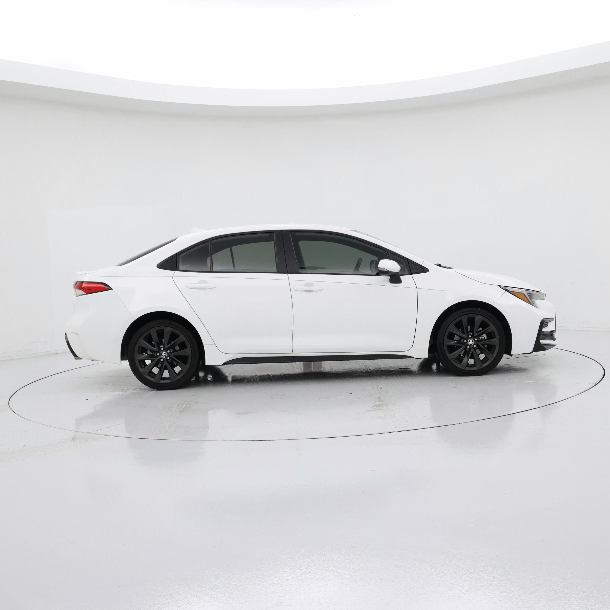 Thumbnail: 2023 Toyota Corolla - 7