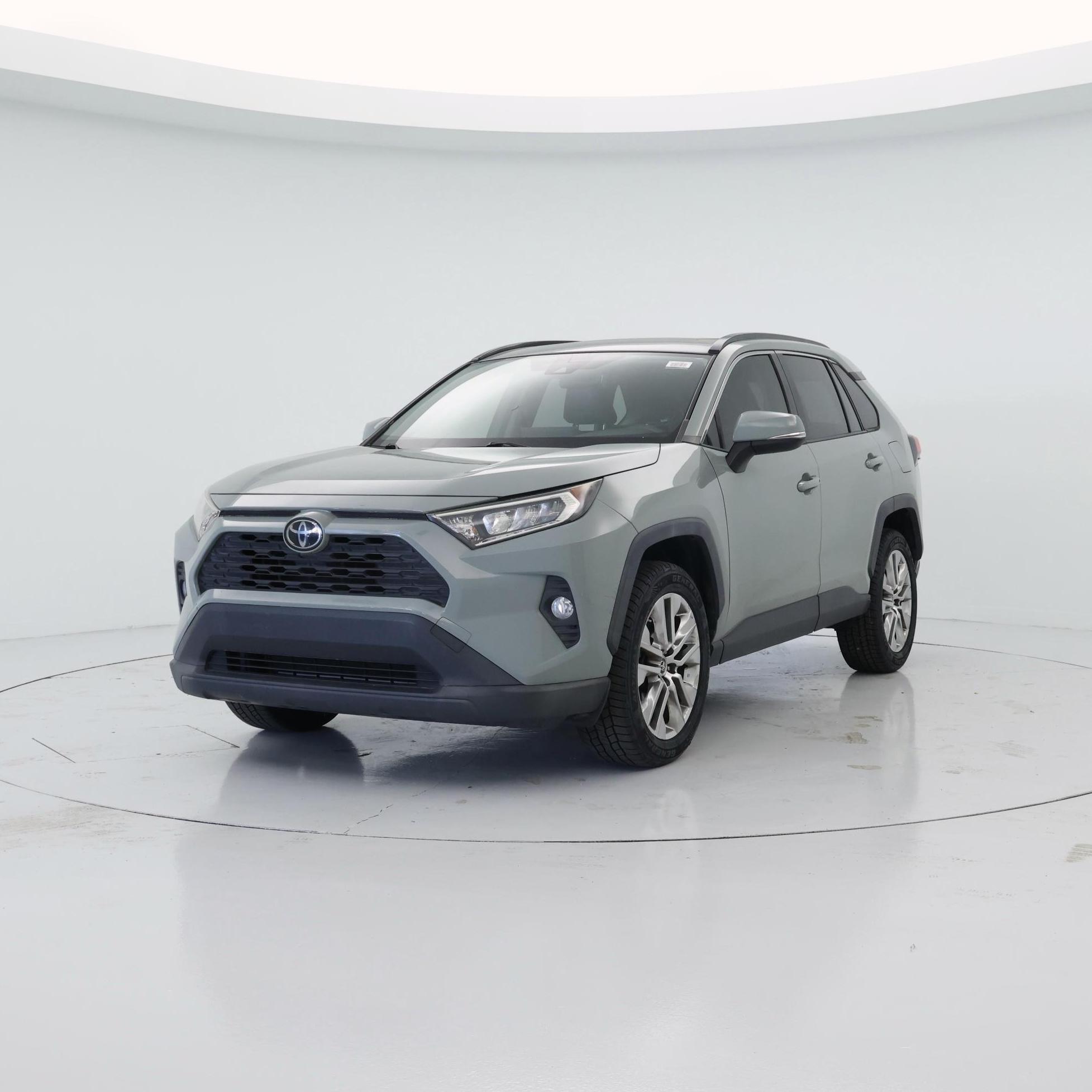 Thumbnail: 2019 Toyota RAV4 - 4