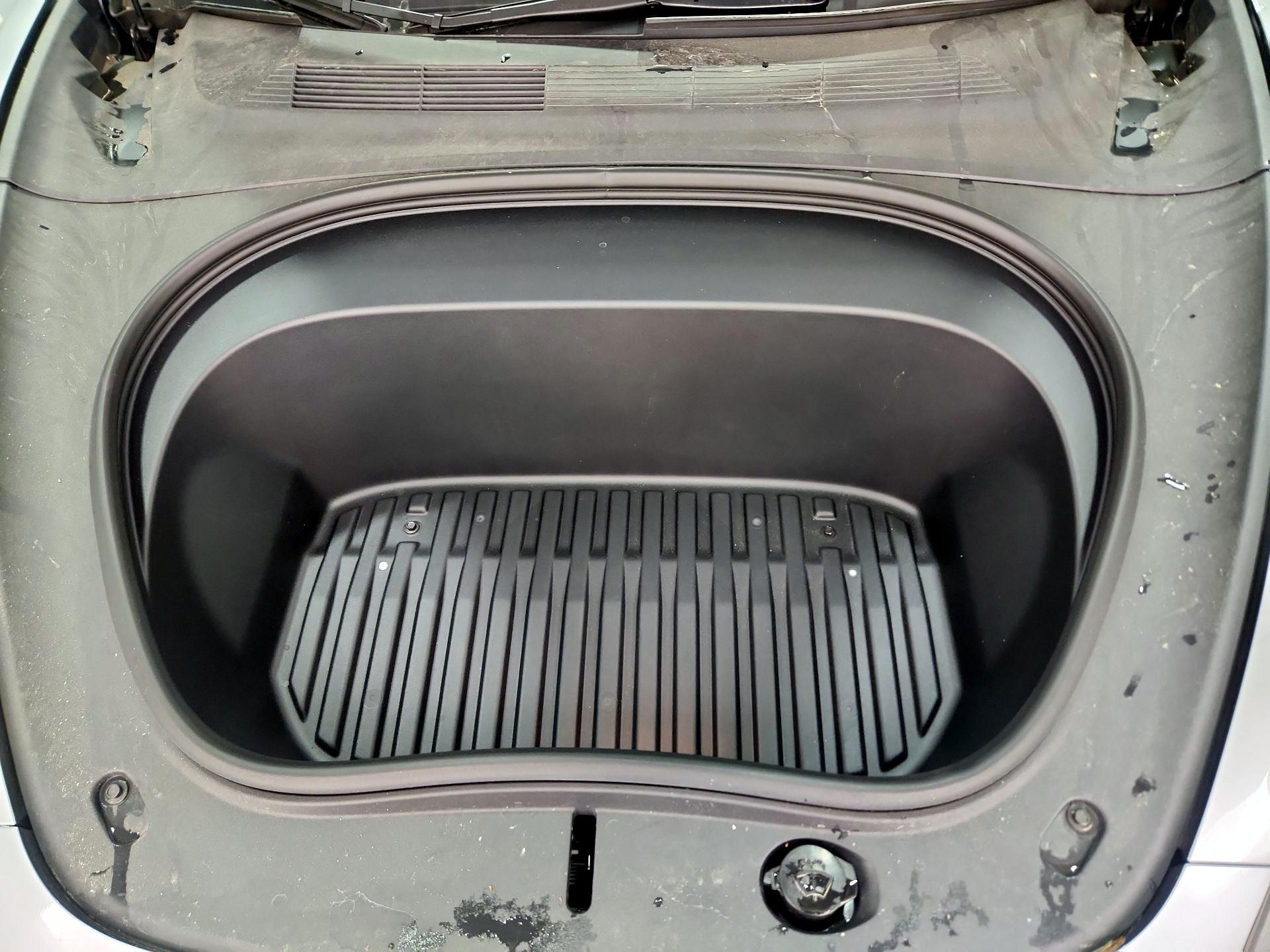 Thumbnail: 2025 Tesla Model 3 - 20