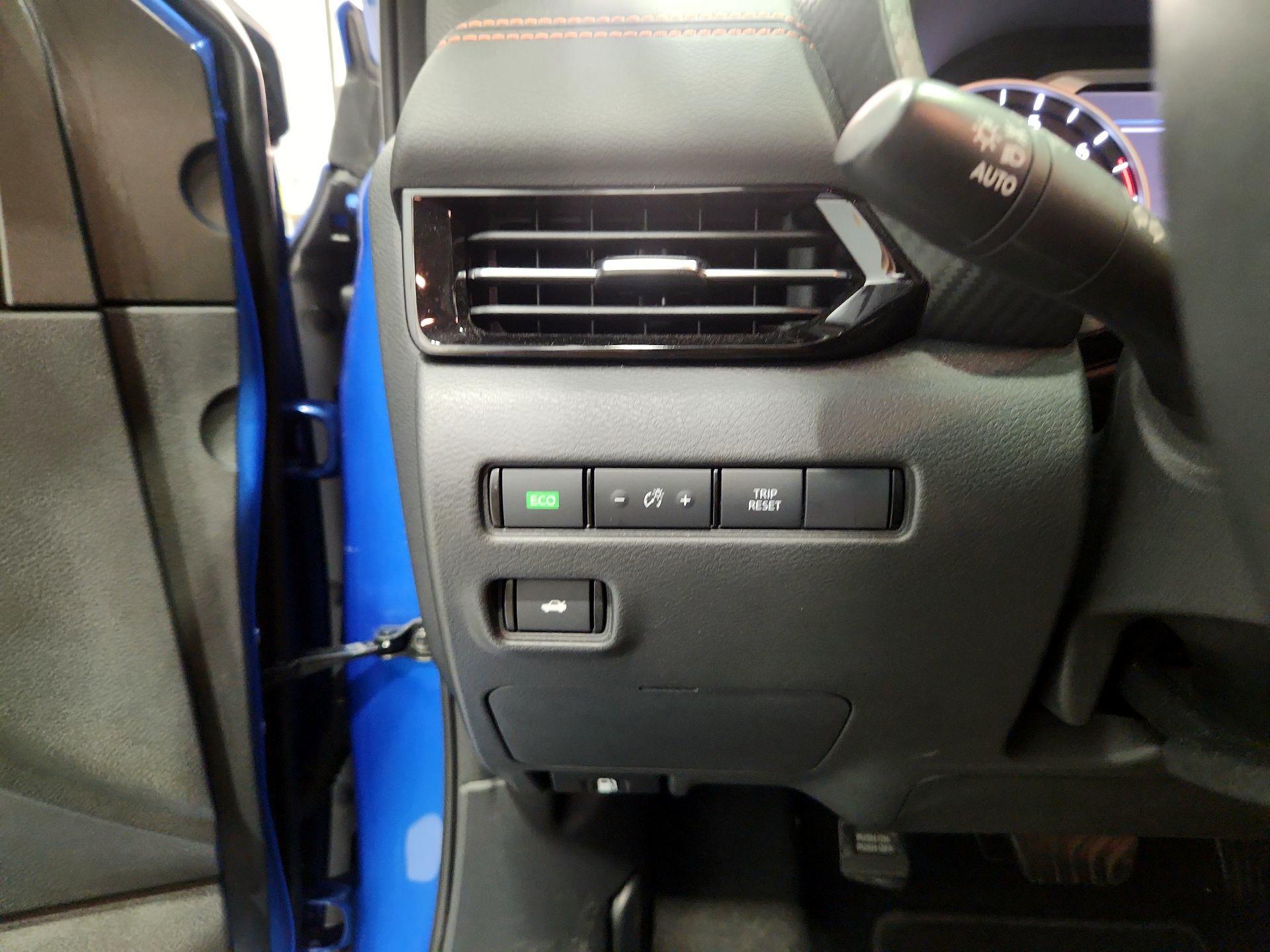 Thumbnail: 2020 Nissan Sentra - 13