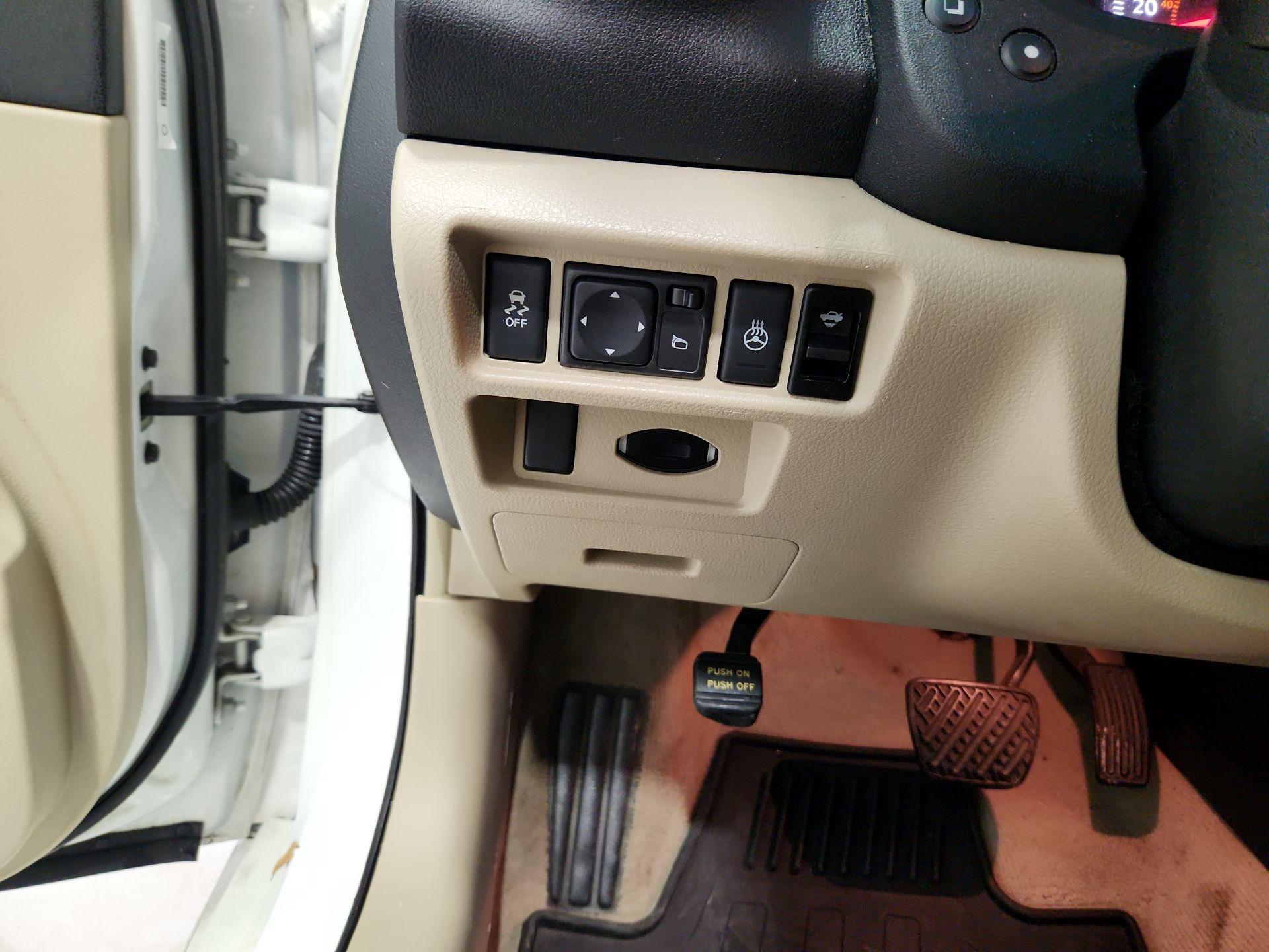 Thumbnail: 2014 Nissan Maxima - 13