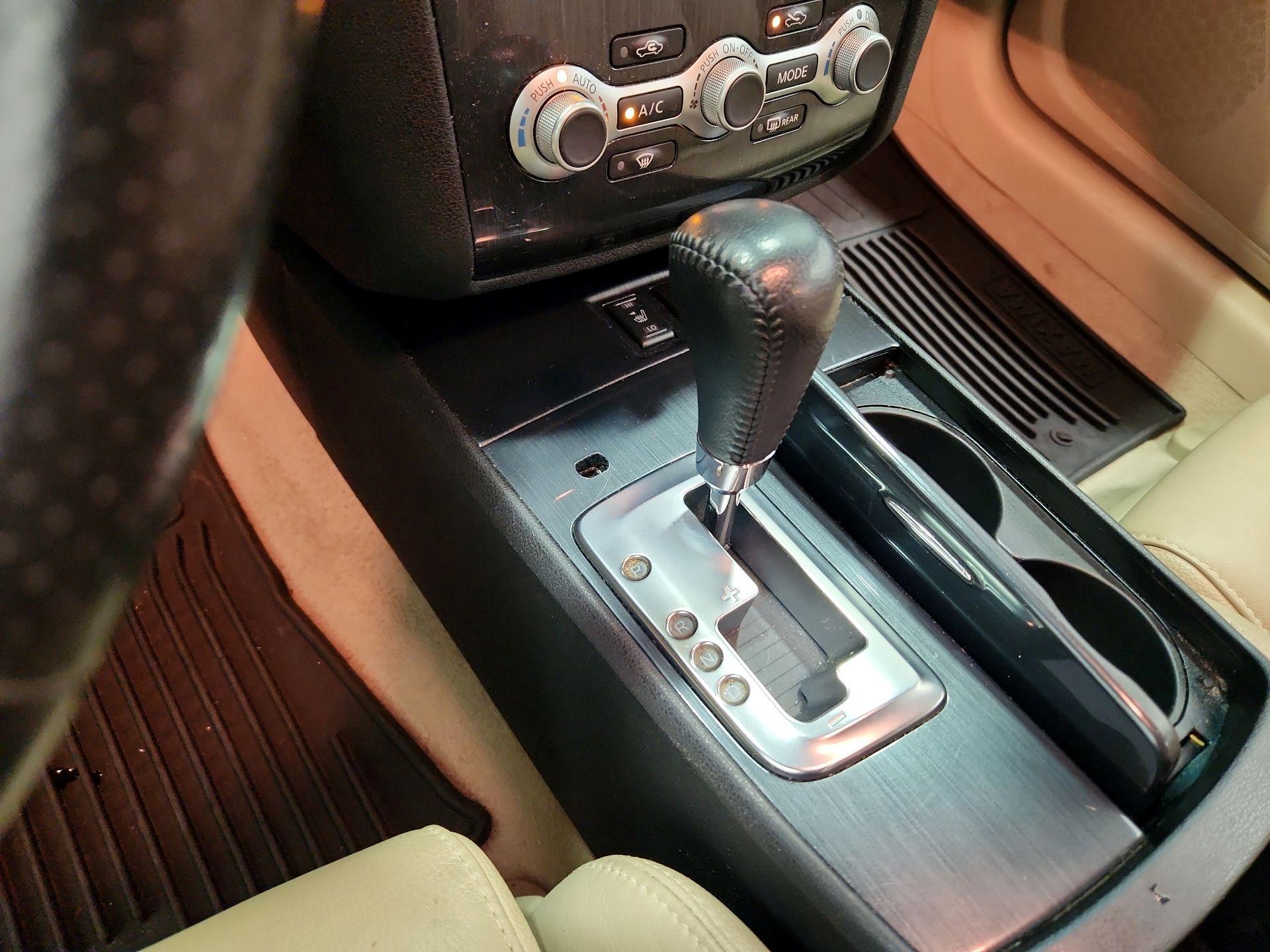 Thumbnail: 2014 Nissan Maxima - 17